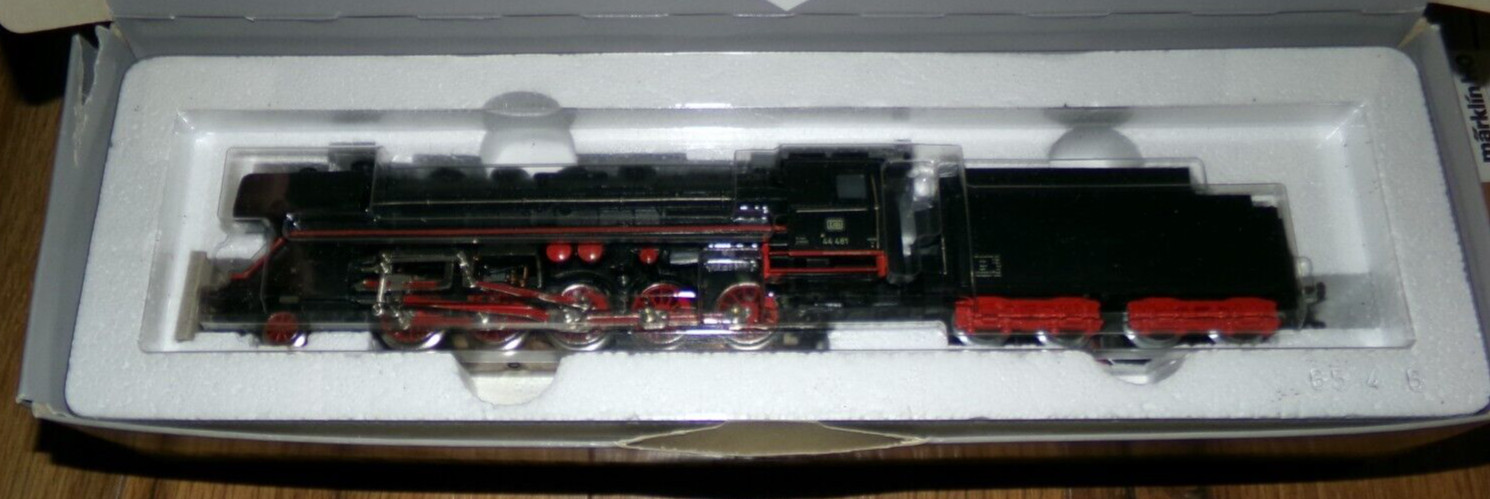 **UNTESTED** Märklin HO 3108 Steam Locomotive with Tender BR 44 125th Year