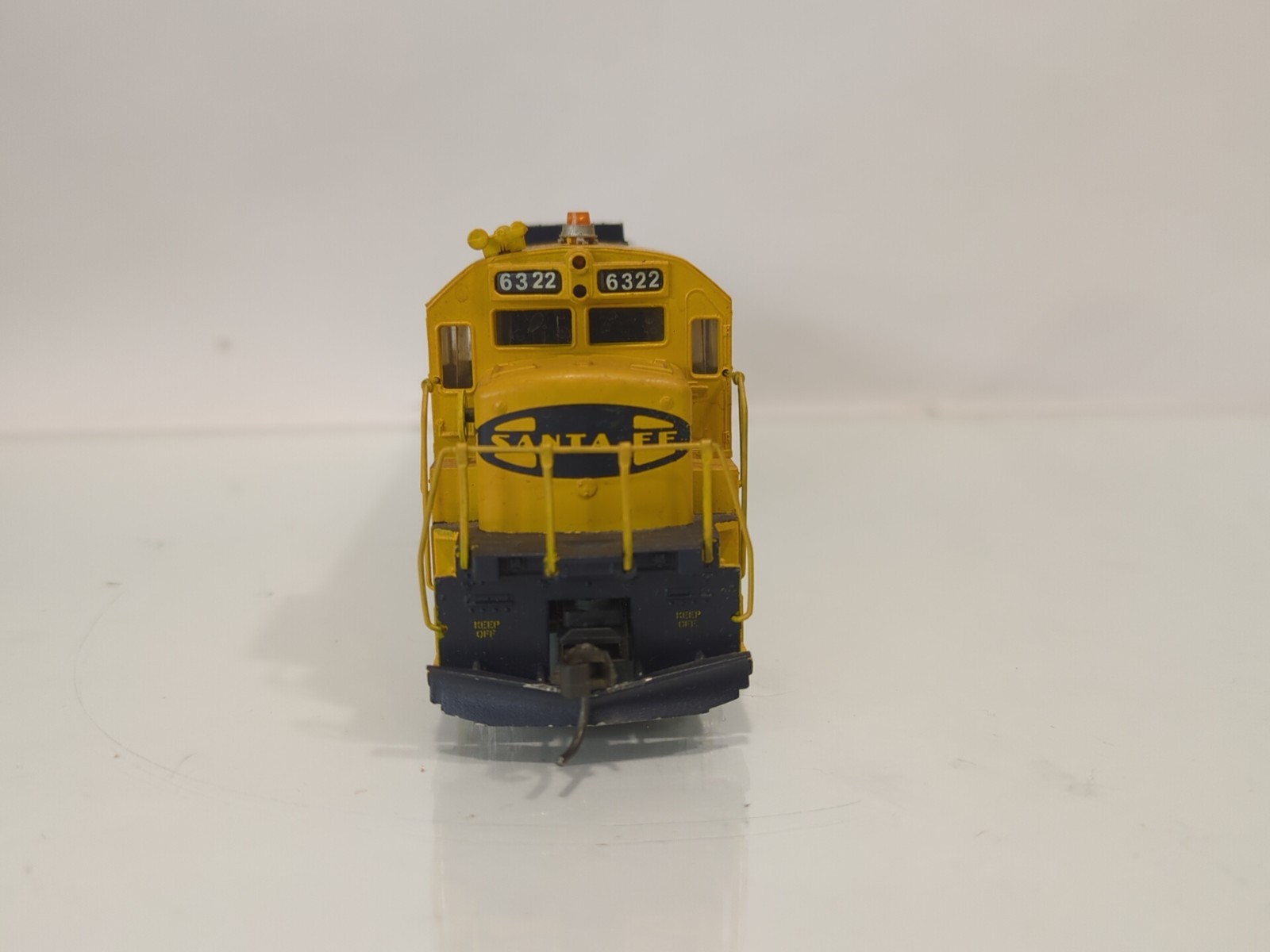 CUSTOM PAINT/DETAIL Athearn HO Santa Fe U23B Diesel Locomotive ATSF #6322