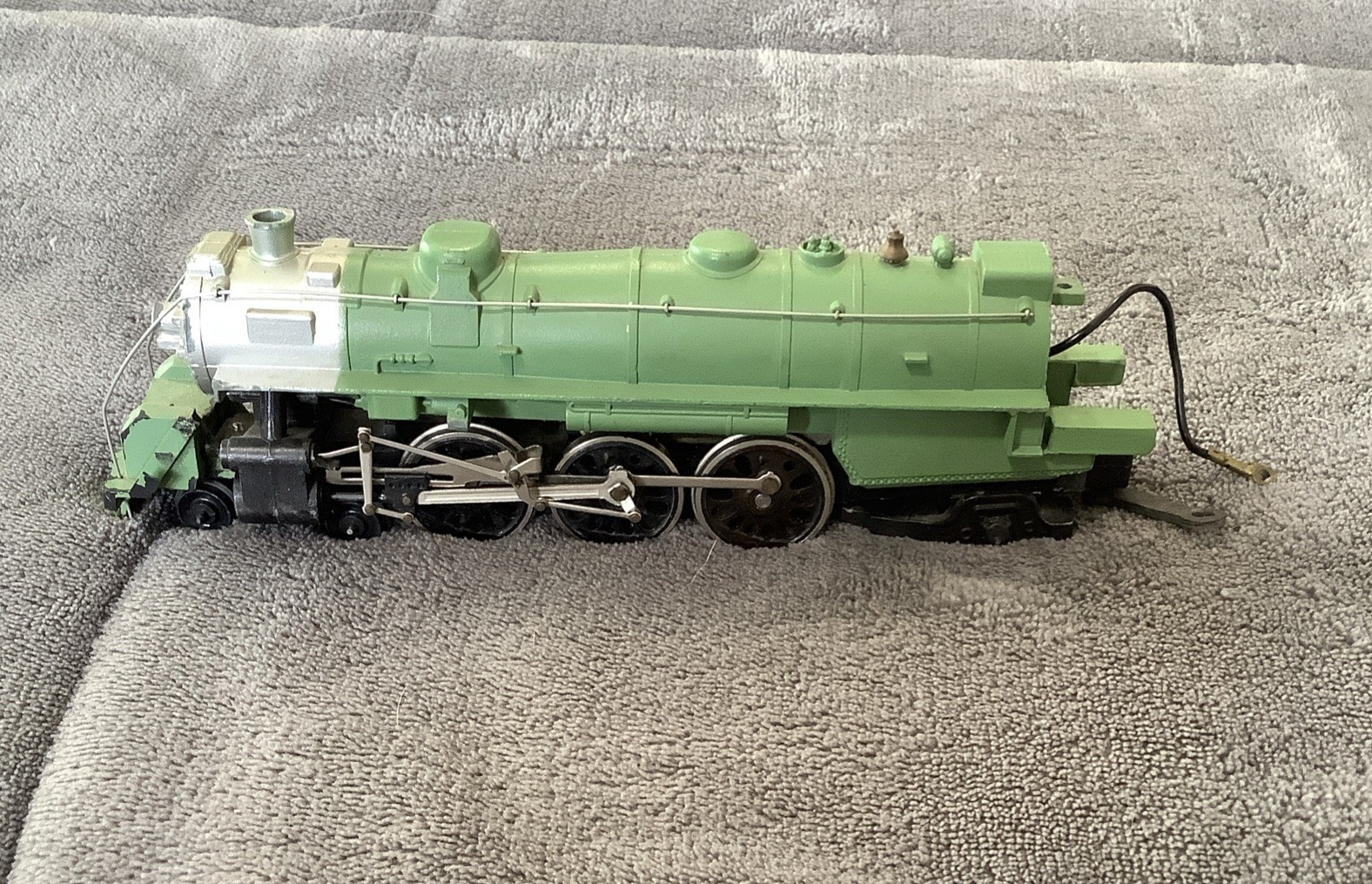 HO Scale Die Cast Locomotive For Parts Heavy Model Train Engine