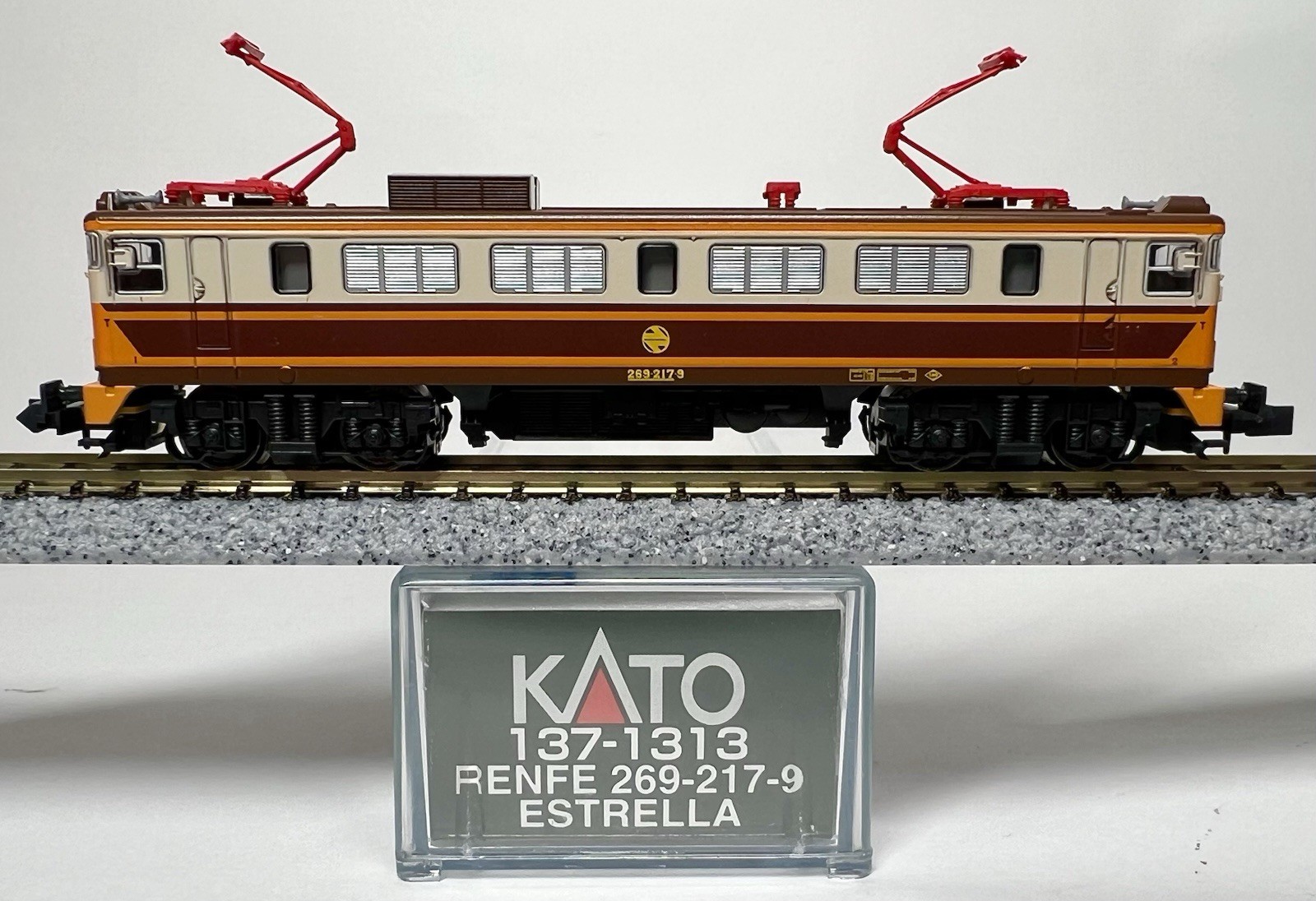 KATO N-Scale 137-1313 MITSUBISHI RENFE 269-217-9 “ESTRELLA” Made in JAPAN Tested