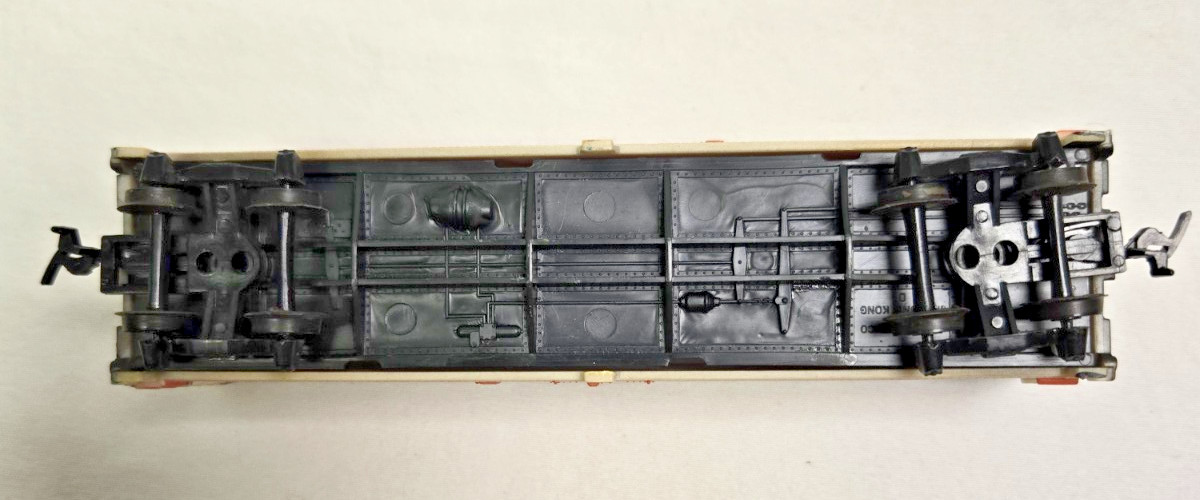 Six (6) Bachmann & Tyco HO Scale Model Railroad Cars All In Excellent Condition