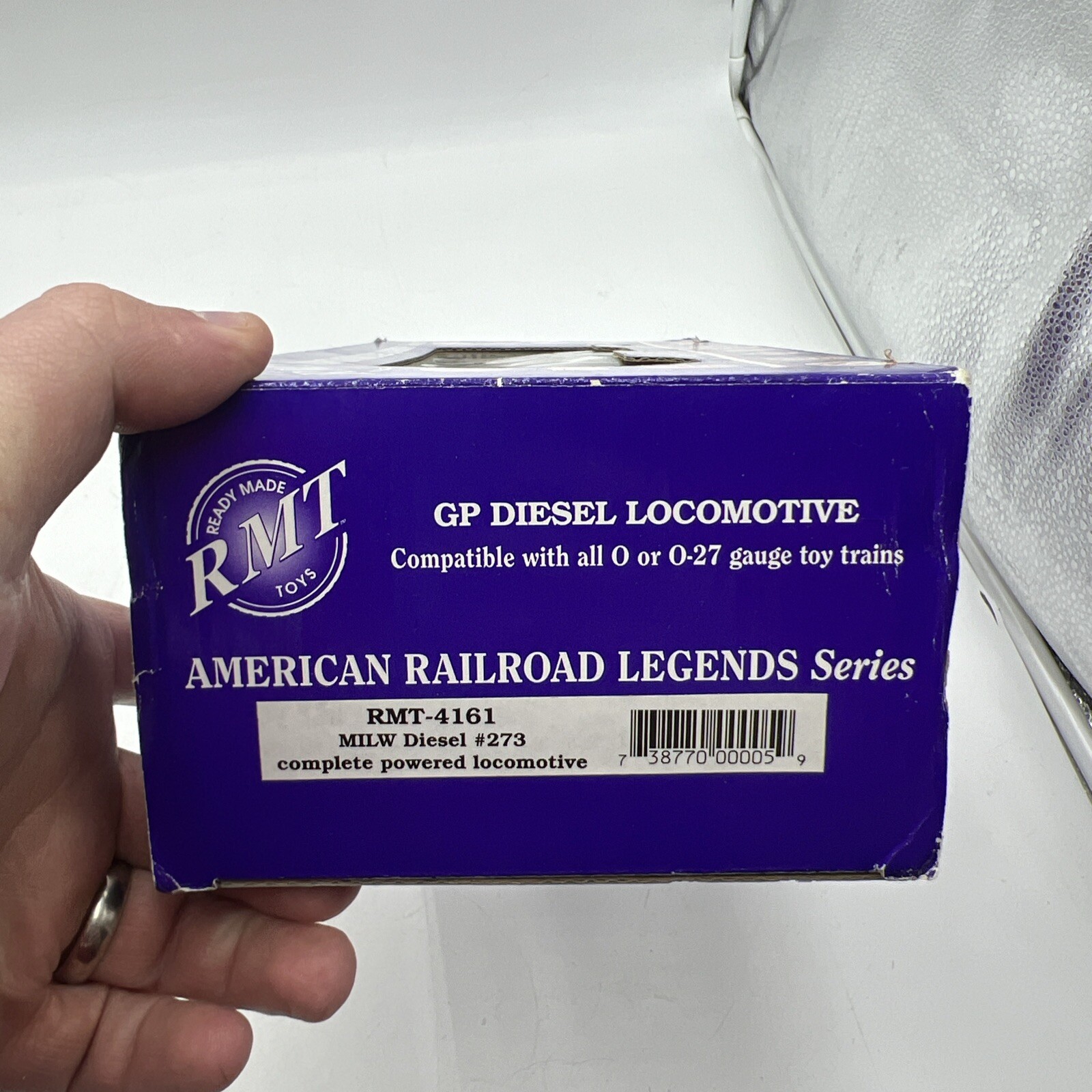 RMT O/O-27 GAUGE RMT-4161 MILWAUKEE ROAD GP DIESEL LOCOMOTIVE #273 IN BOX