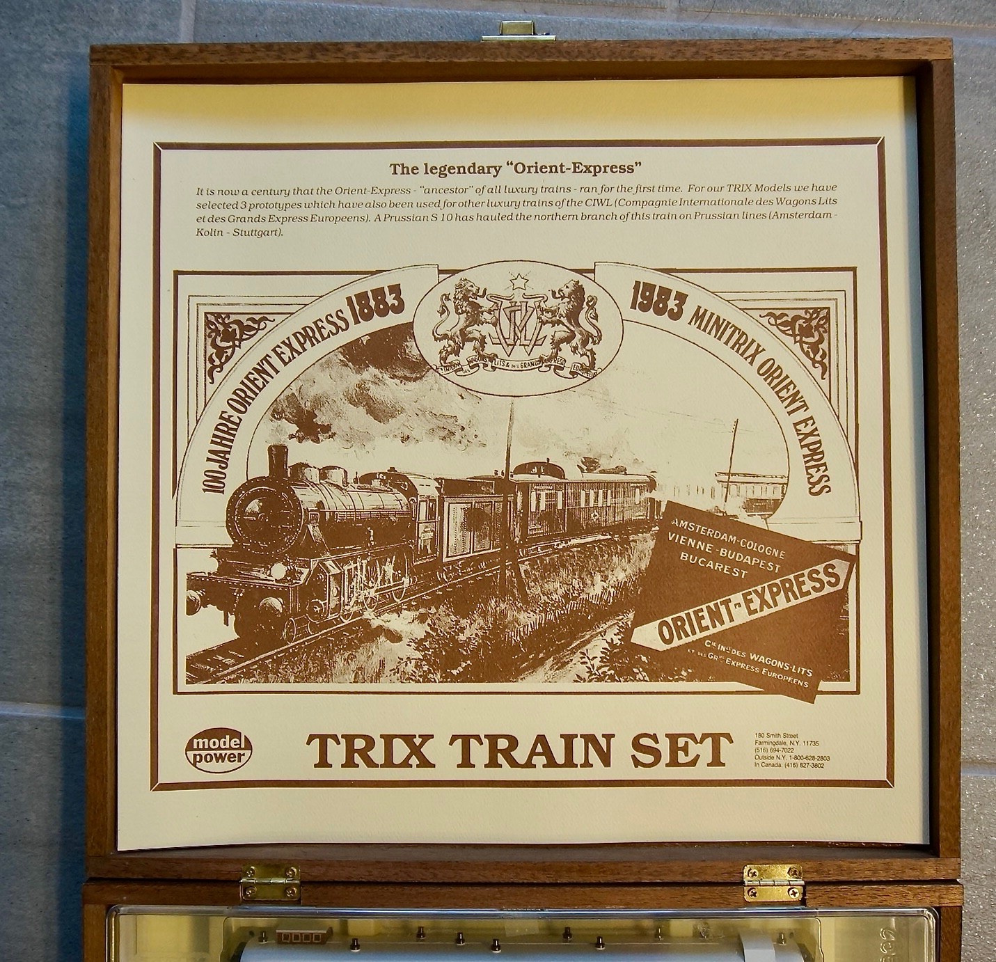 Trix/Model Power Orient Express Train Set – Locomotive w/ 3 Passenger Cars-NEW
