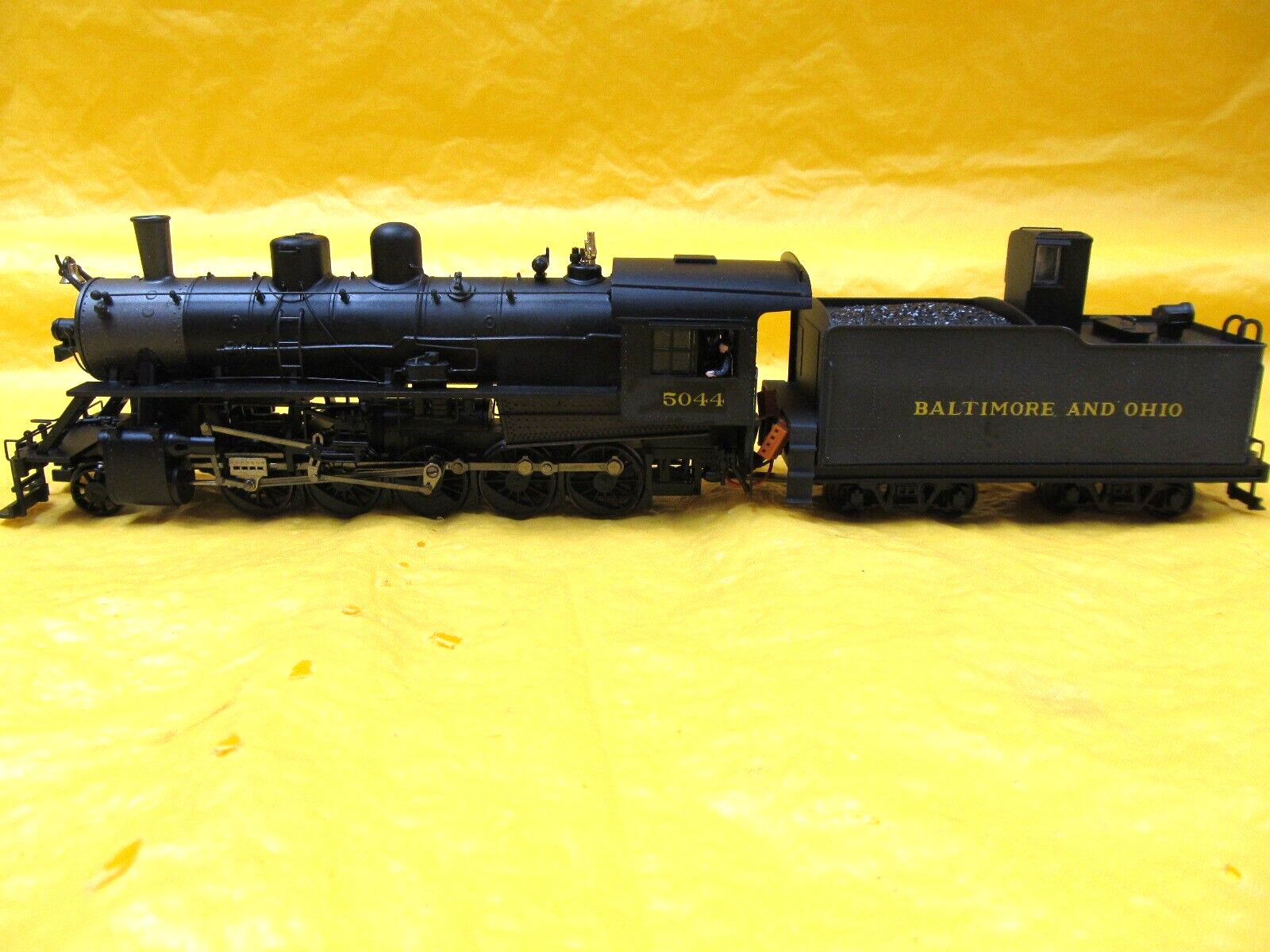 Bachmann Spectrum HO 81701 2-10-0 Decapod Lettered for B&O New