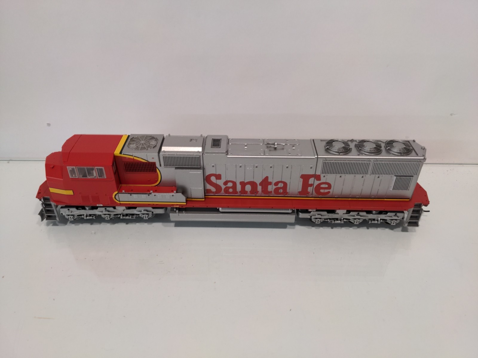 HO Athearn Genesis G6139 Santa Fe SD75M Diesel Locomotive ATSF No Road #