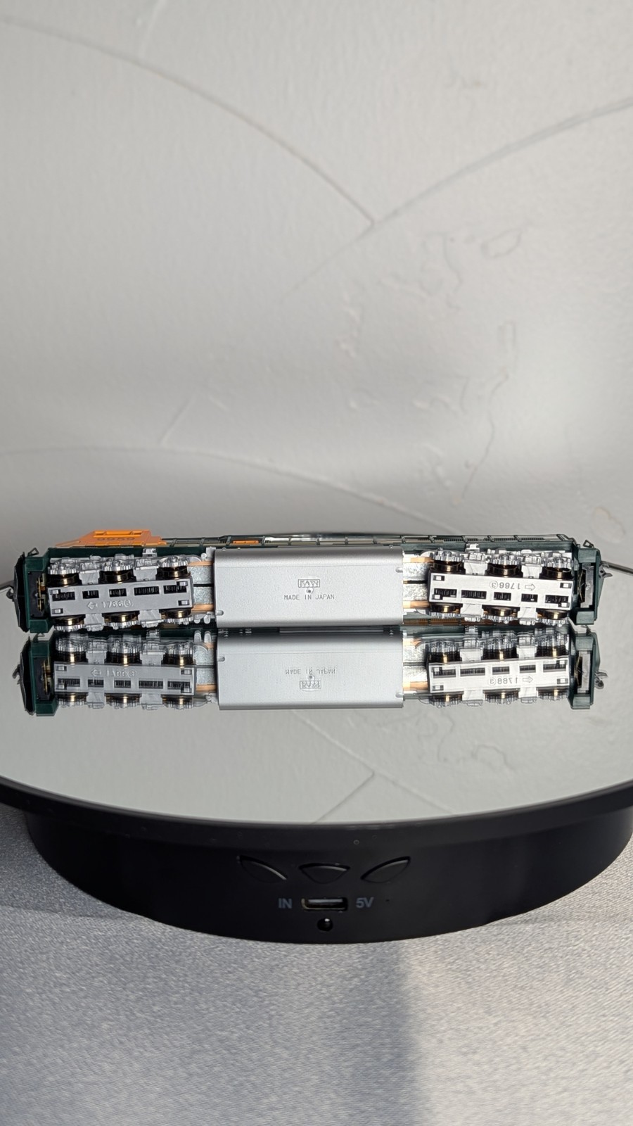 Kato N Scale EMD SD70MAC BNSF Heritage II #9959 – Nose Headlight – Unused
