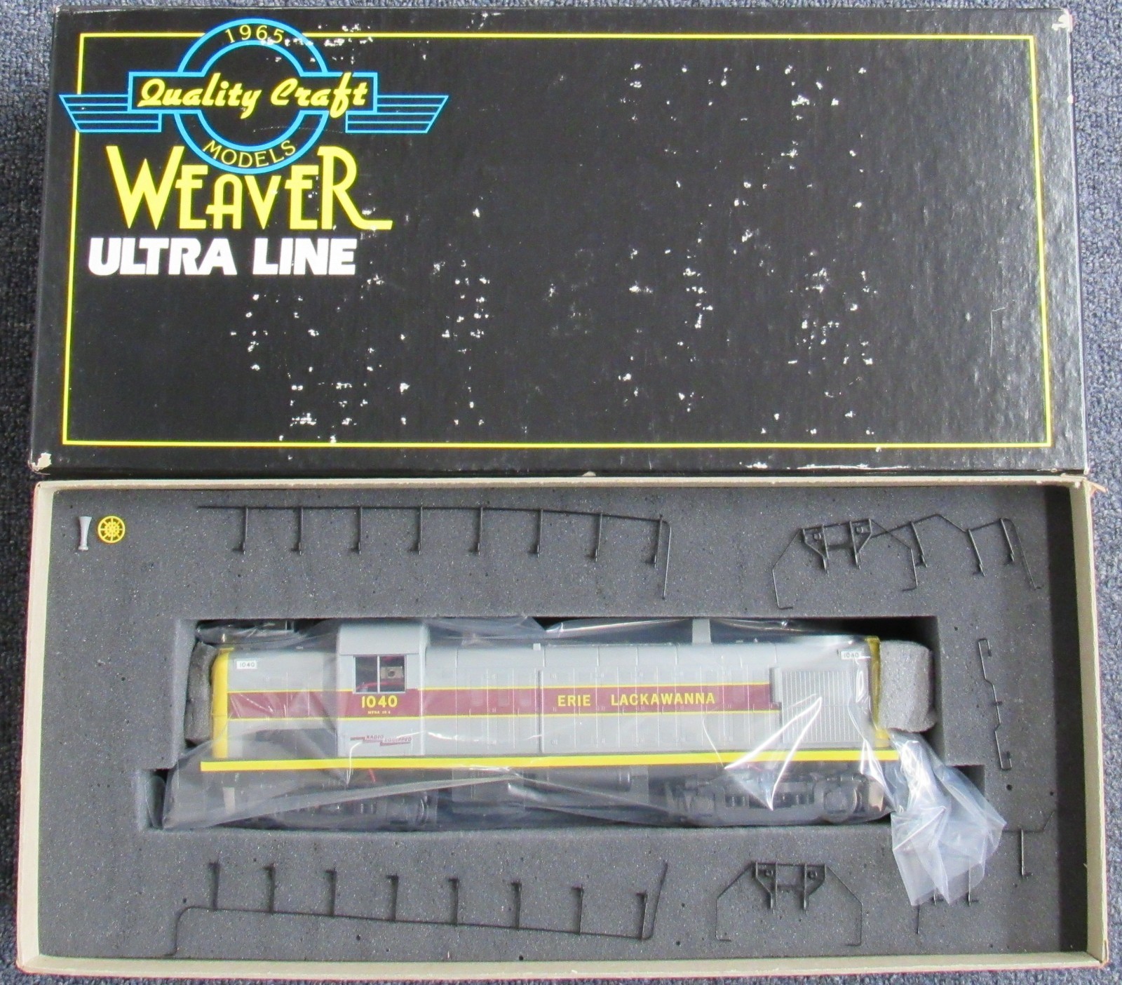 Weaver/P&D Hobby Shop 4055 Erie Lackawanna RS-3 Diesel Engine #1040 O-Gauge *