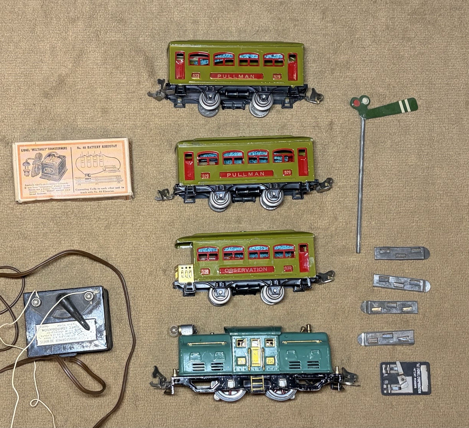 Pre War Lionel Train Set 294 3 Cars With Engine And Box