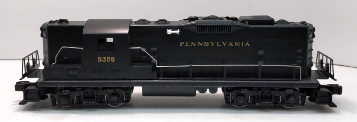 Lionel 6-8358 O Gauge Pennsylvania GP-9 Non-Powered Diesel Locomotive EX/Box