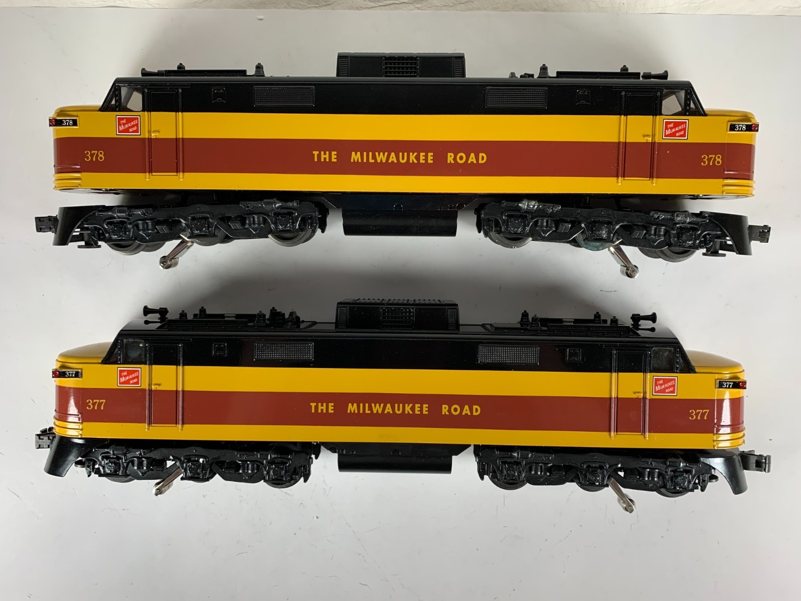 WILLIAMS ‘O’, MILWAUKEE ROAD EP-5 LOCOMOTIVE PAIR (POWERED & DUMMY), OBs