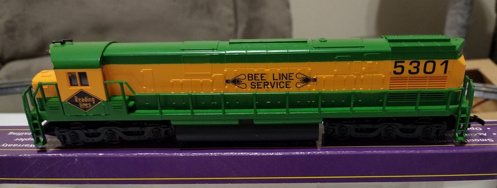 IHC Premier Series #23275 Locomotive Alco C-628 RDG Reading Bee Line Service