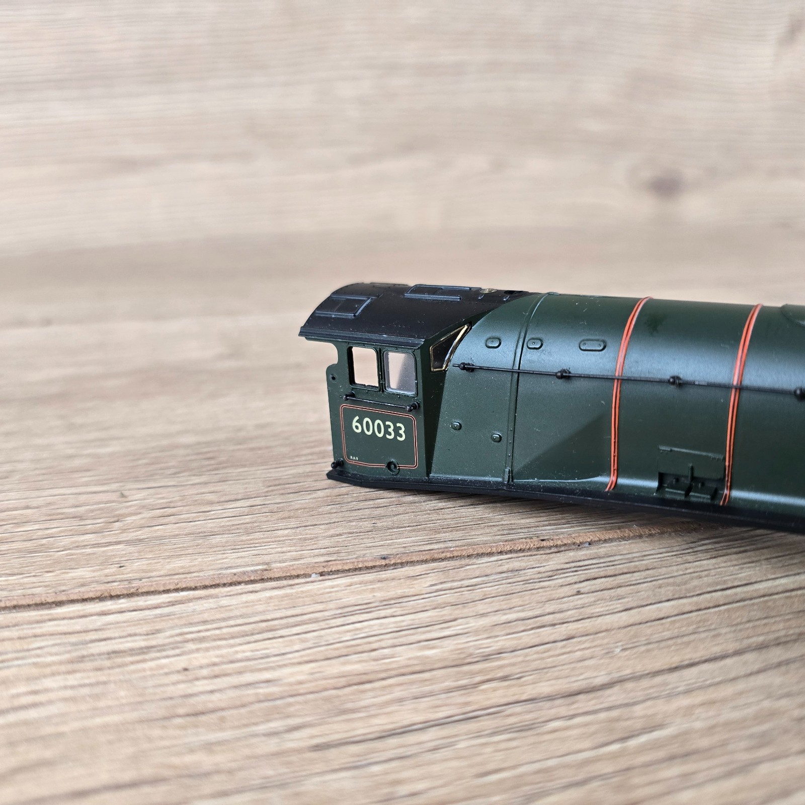 Bachmann 31-957 Class A4 Seagull Steam Locomotive Body Only 60033 OO Gauge DCC