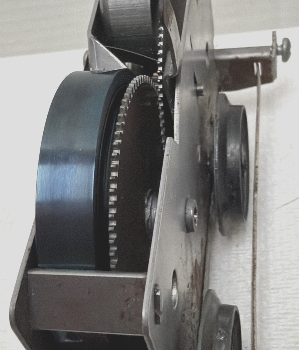 MARX PREWAR O-GAUGE WIND UP LOCOMOTIVE MOTOR WITH RINGING BELL – TESTED – WORKS