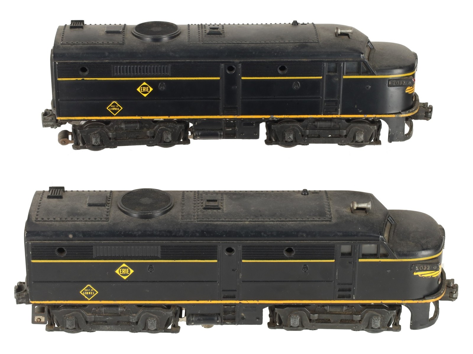 Lionel 2032 Vintage O Erie Alco AA Diesel Locomotive Set