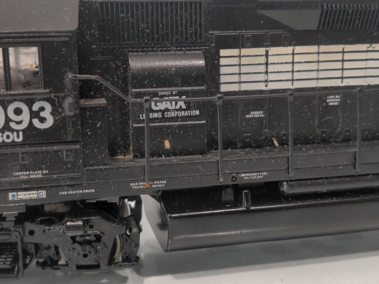 Athearn 4630 HO Norfolk Southern GP50 Powered Diesel Locomotive SOU #7093