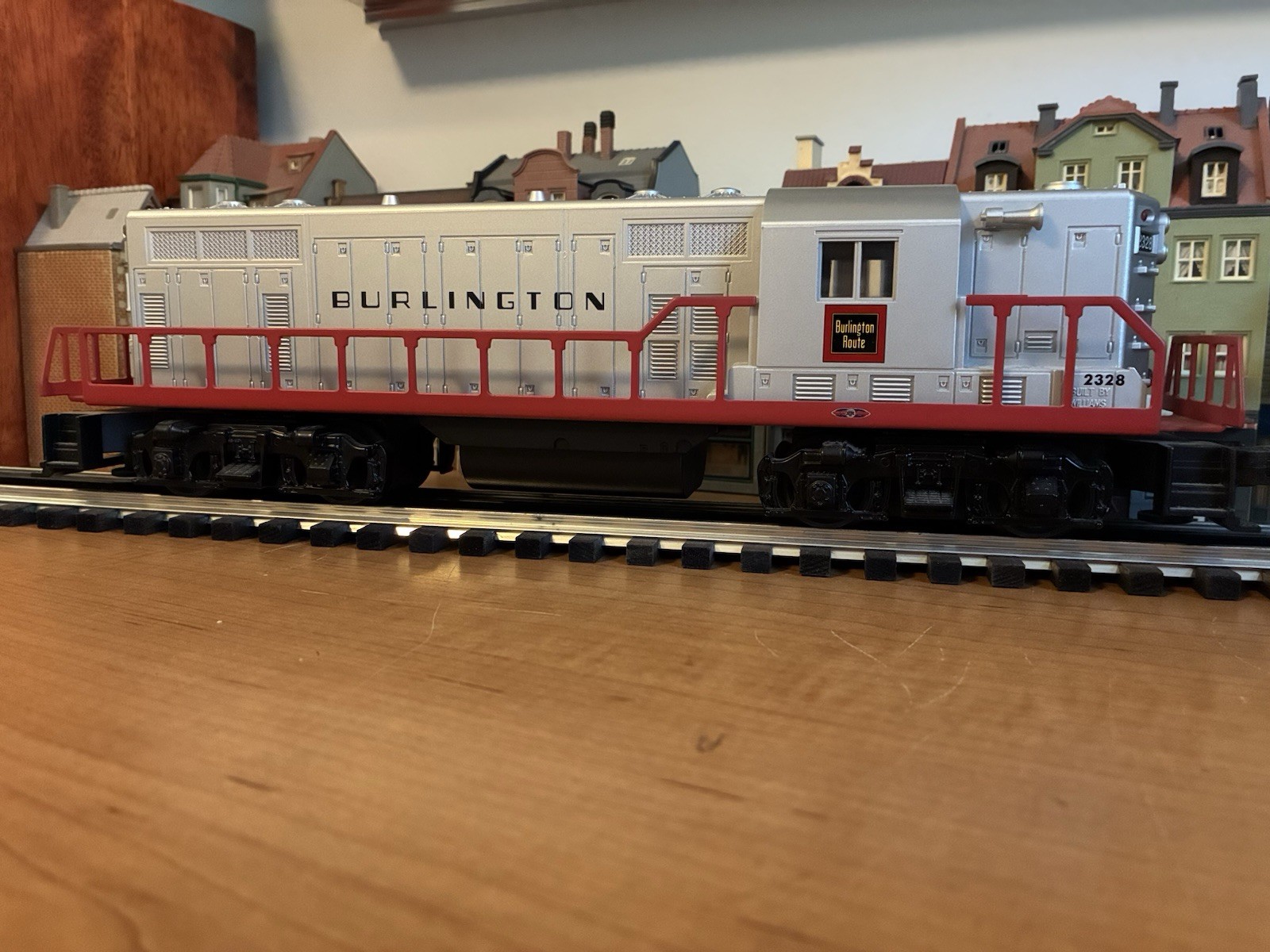 Lionel/Williams 3228 Burlington GP9 Engine