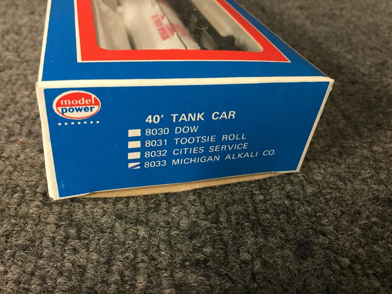 Model Scale HO Locomotive 2-6-0 with Tender Box Gondola Tank Caboose Train Cars