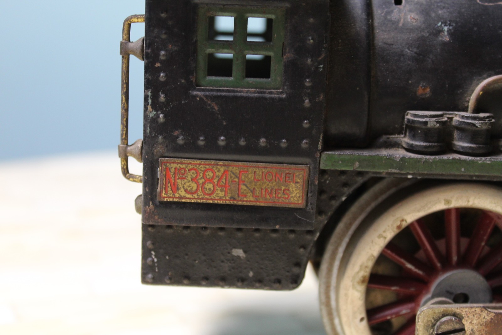 Lionel Standard Bild a Loco Gauge 2-4-0 Steam Locomotive & Tender 384E and 384T