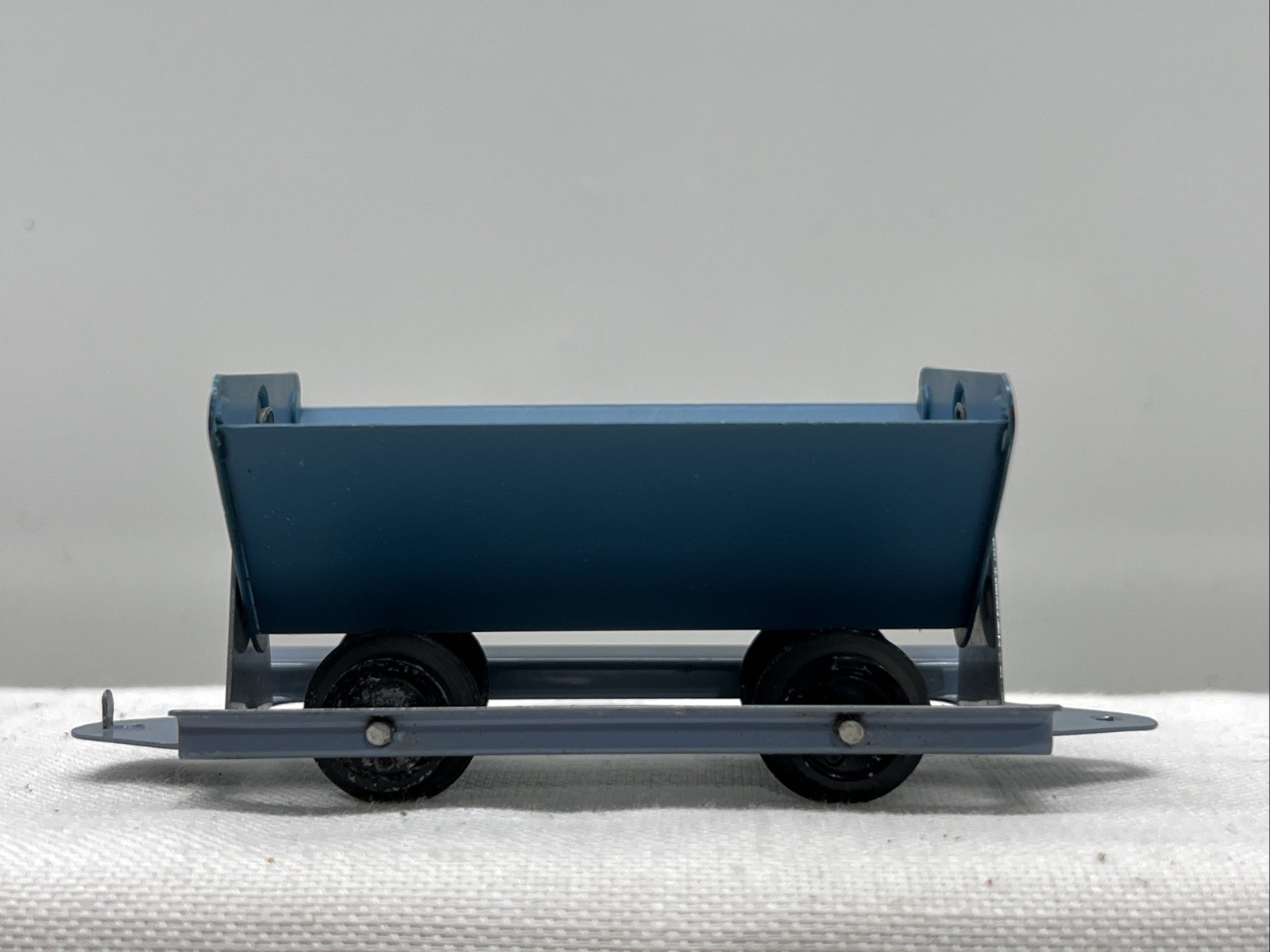 AMERICAN FLYER S GAUGE NO. 5300T TIPPLE MINING BLUE DUMP CAR BOXED VERY RARE