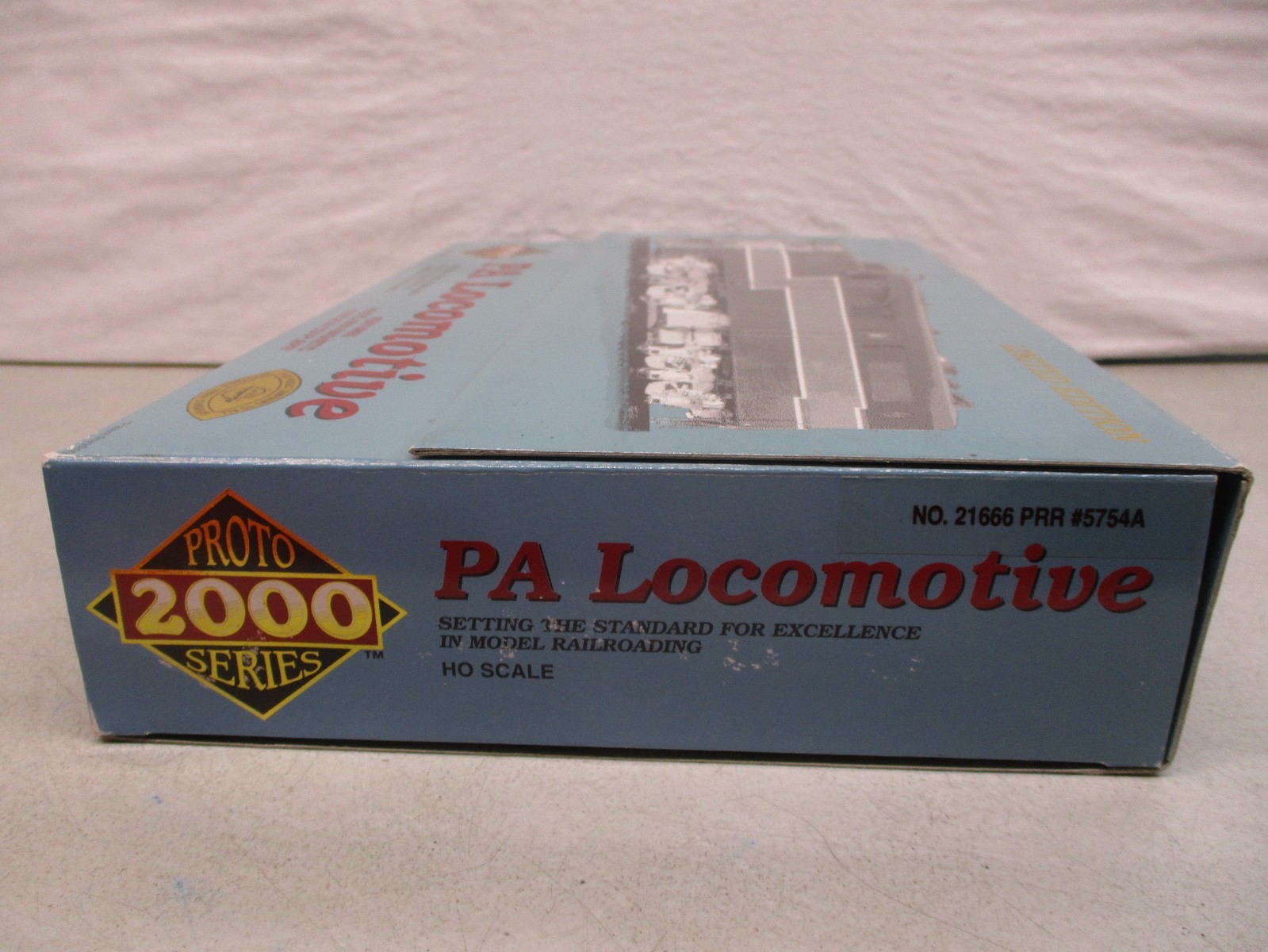 Life Like Trains Proto 2000 Series PRR #5754A Locomotive HO Scale