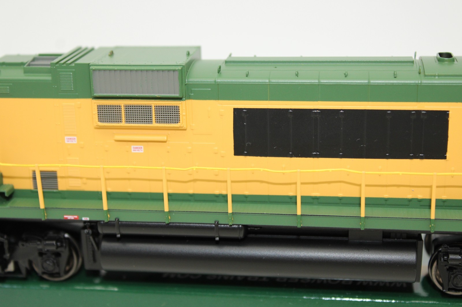 Bowser HO Conrail Reading Patch Alco C630 Diesel Locomotive #6762 DCC Ready LED