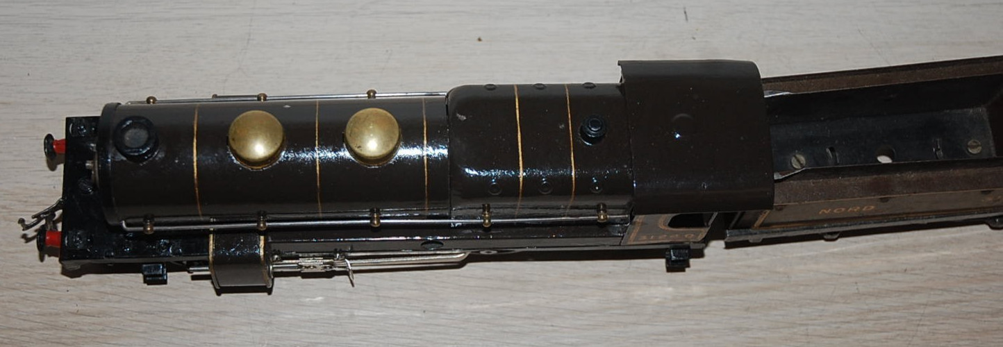 HORNBY O GAUGE CLOCKWORK 3C NORD LOCOMOTIVE AND TENDER IN BROWN LIVERY