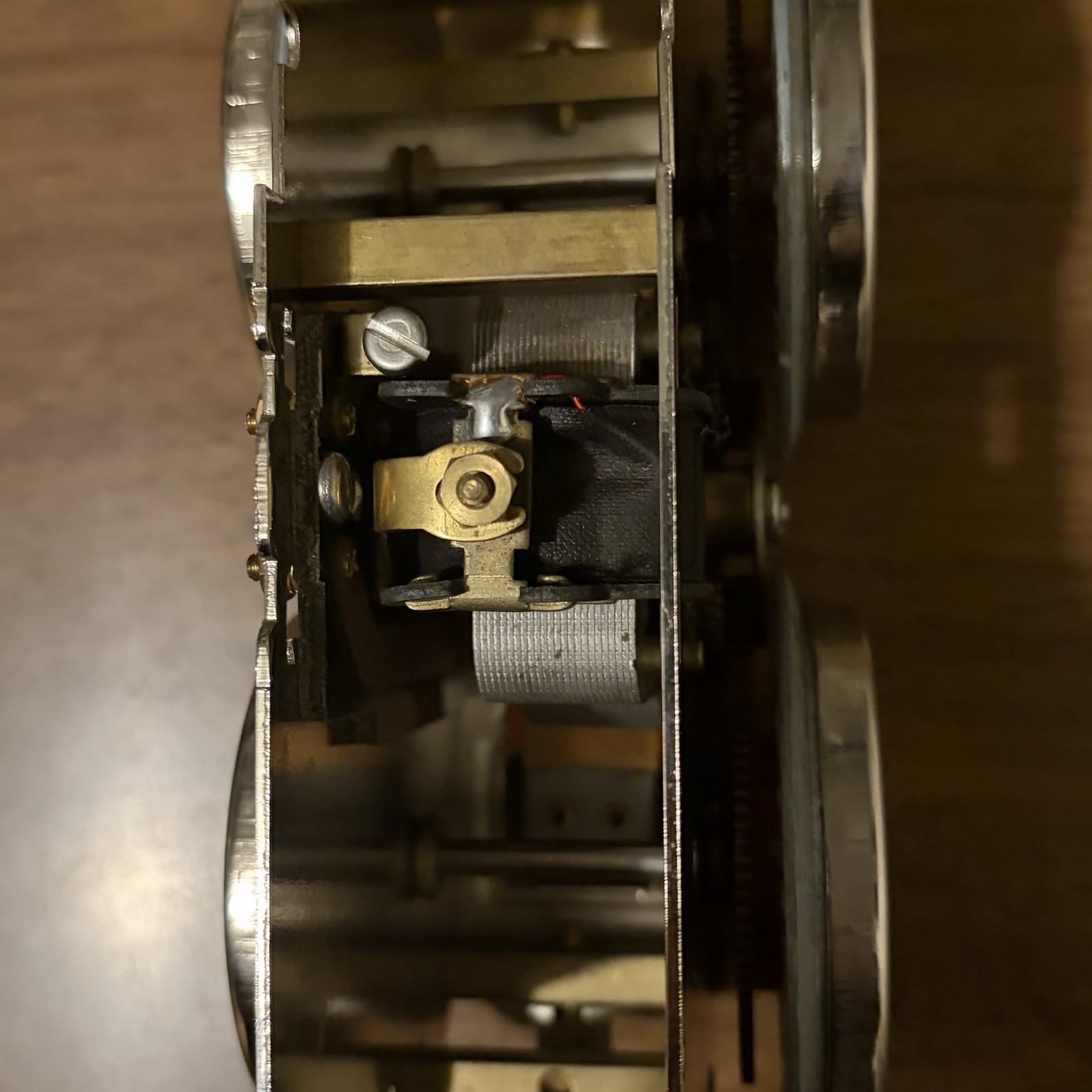 Vintage Model Locomotive Drive Chassis Motor Assembly Red Spoke Wheels