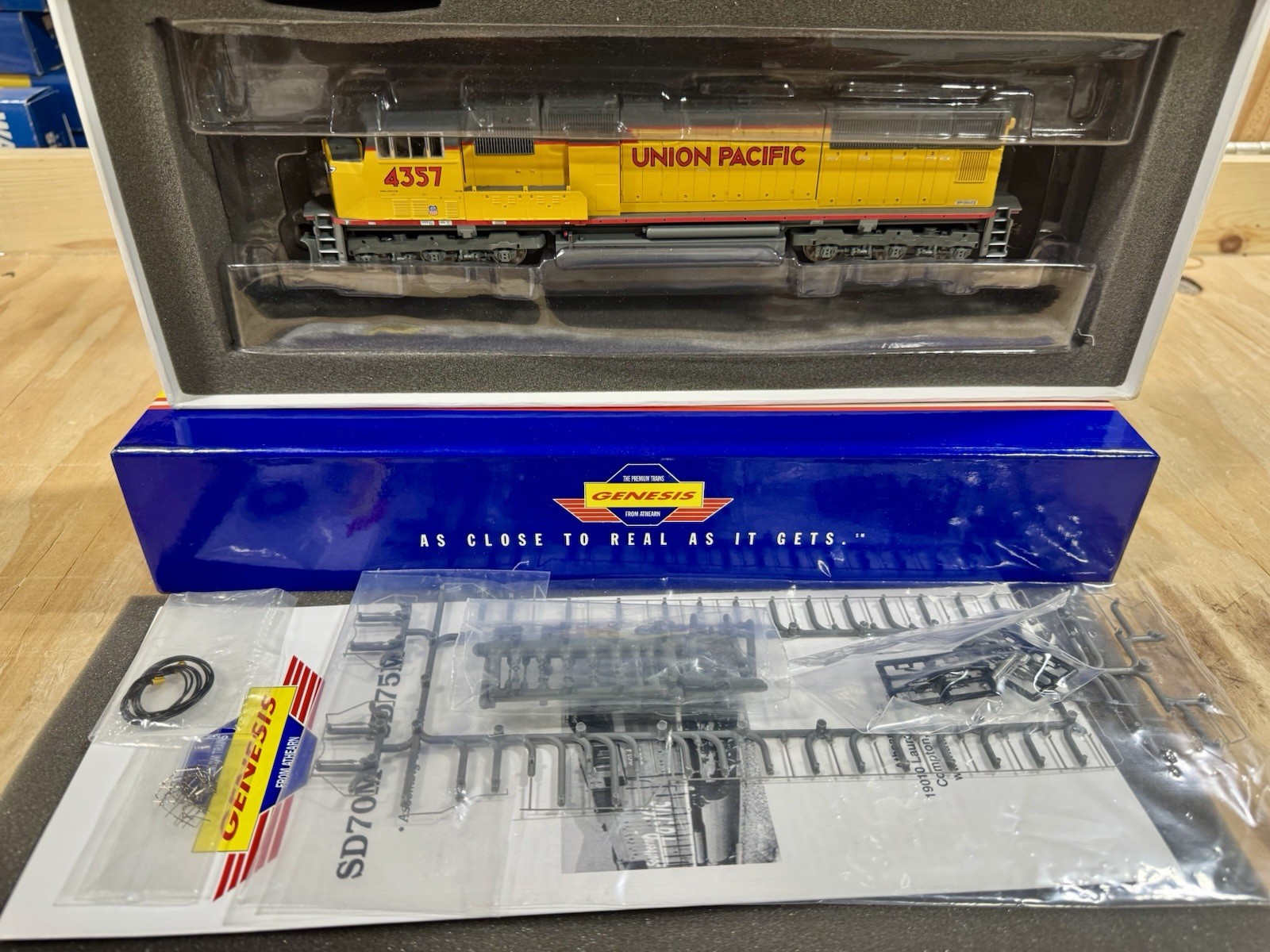 Athearn Genesis G6138 HO SD70M Union Pacific Road #4357 New!