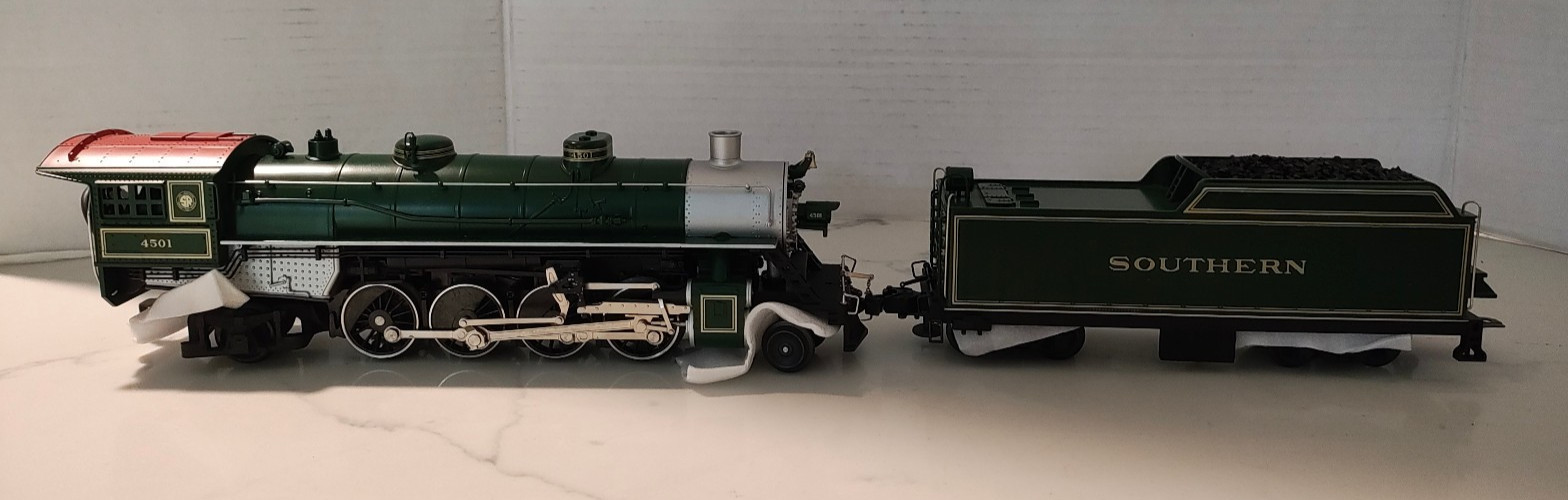 Lionel 6-18018 Southern 2-8-2 Mikado Steam Locomotive, Untested, AS IS