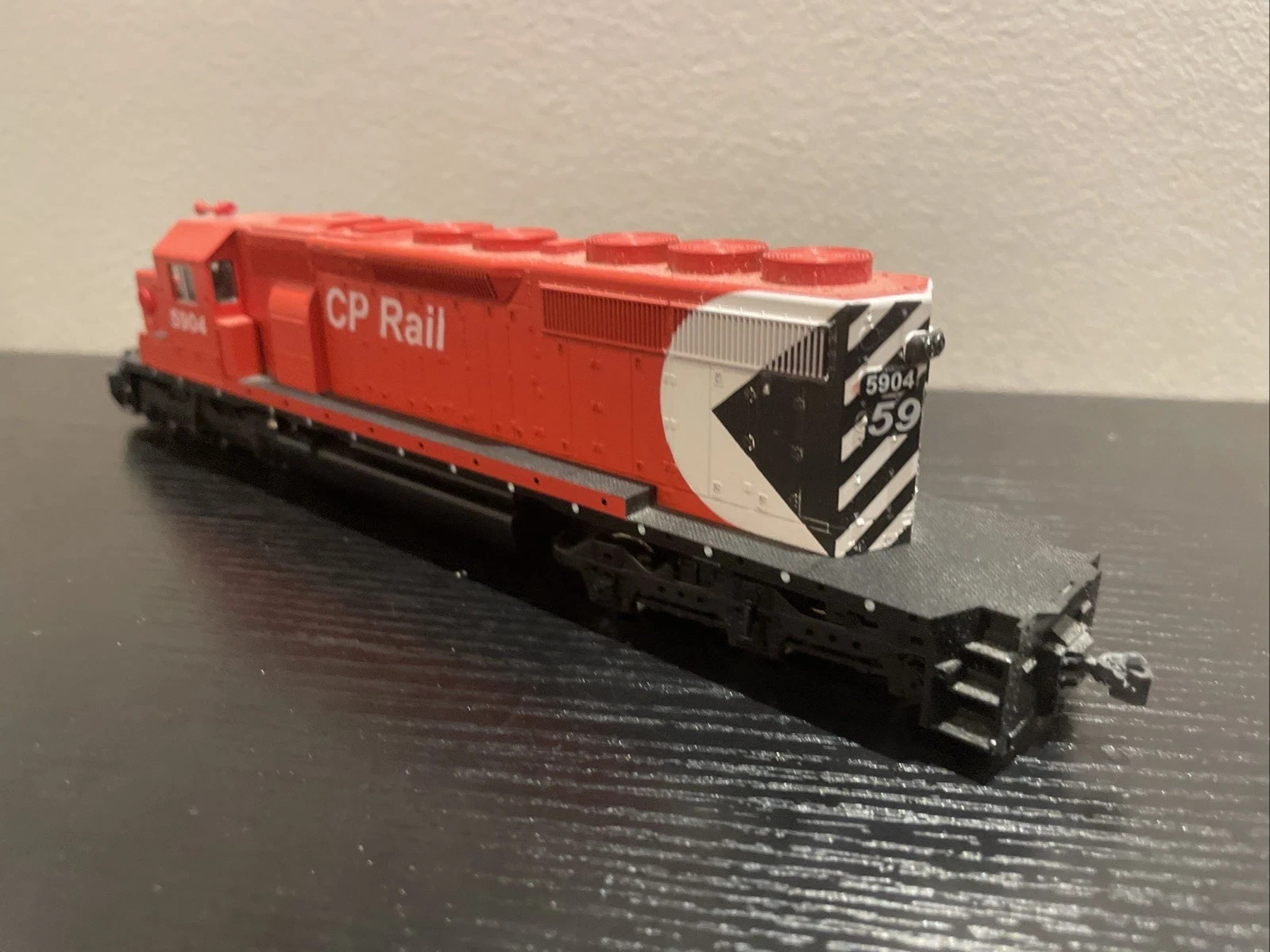 DCC READY KATO SD40-2 CANADIAN PACIFIC CP RAIL ENGINE LOCOMOTIVE HO SCALE NEW