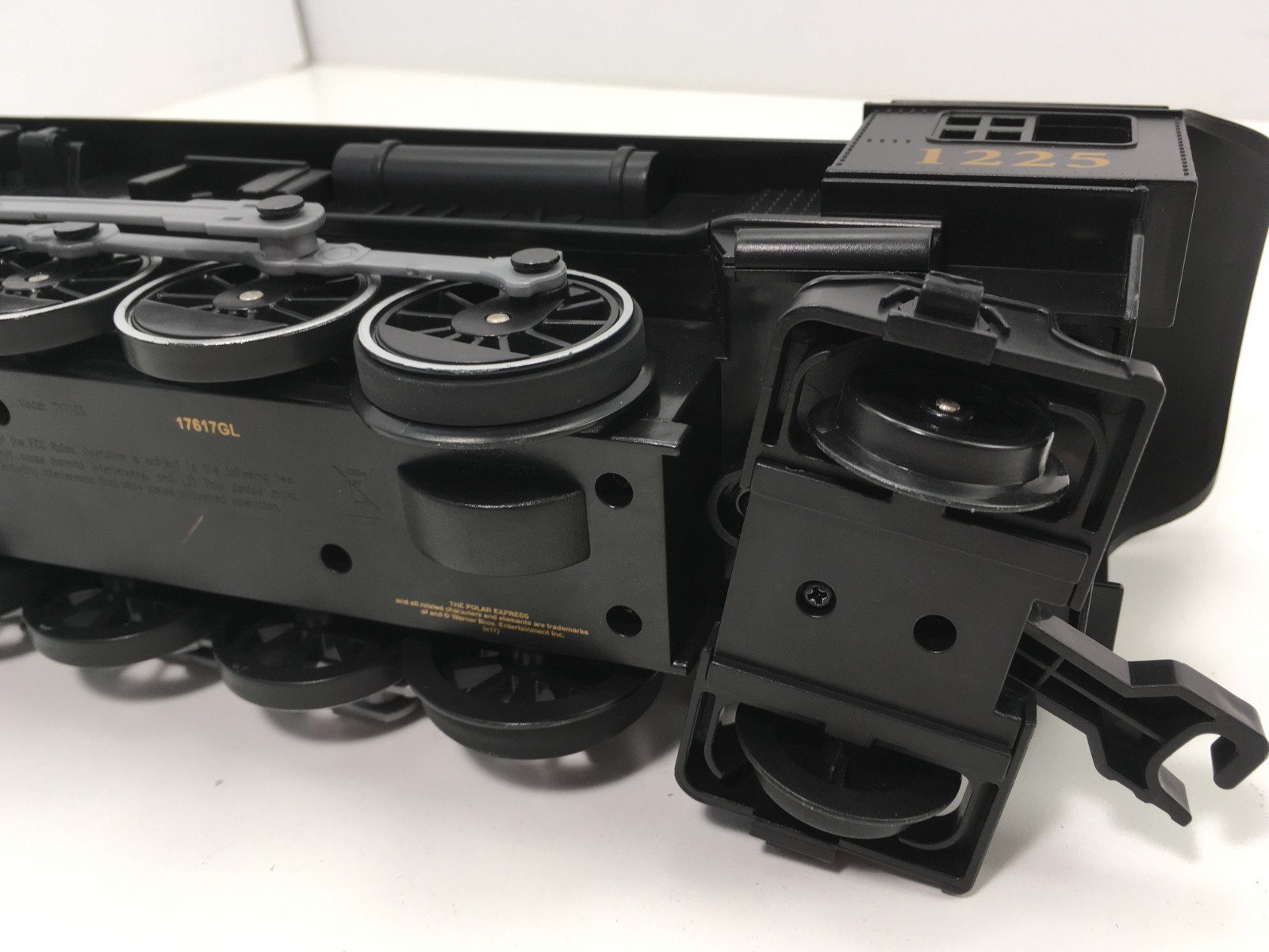 Lionel Polar Express Train Engine Locomotive 1225 Model 711795 G Battery TESTED