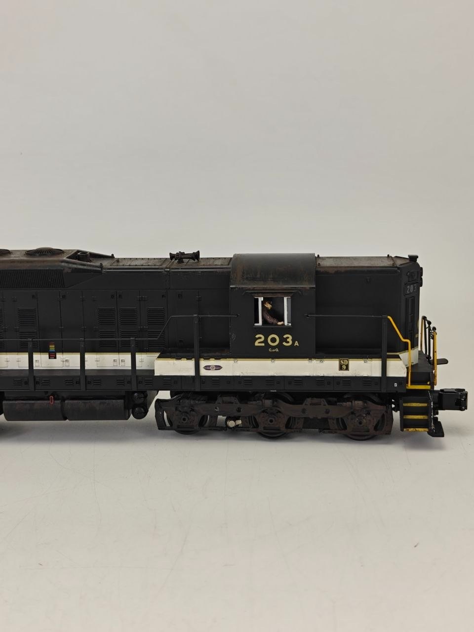 MTH RailKing 30-2874-1 O Gauge Southern SD-9 Weathered PS2 Box READ