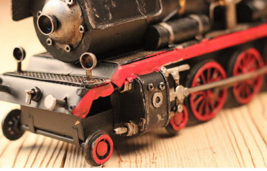 Hand Made Tin Metal HO Scale Model Railroad Trains Steam Locomotive Home Decorat