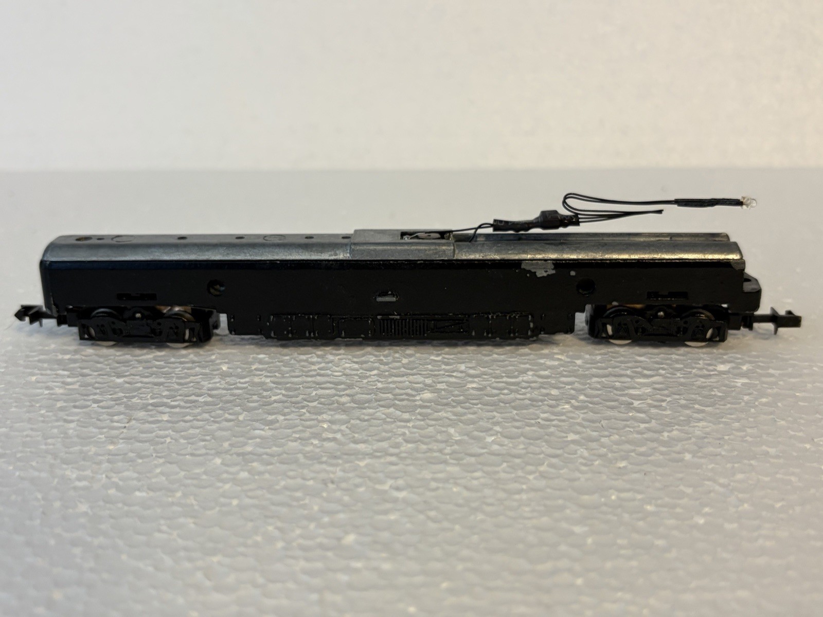 Bachmann Powered Metroliner N Scale – Not Working – For Parts or Repair
