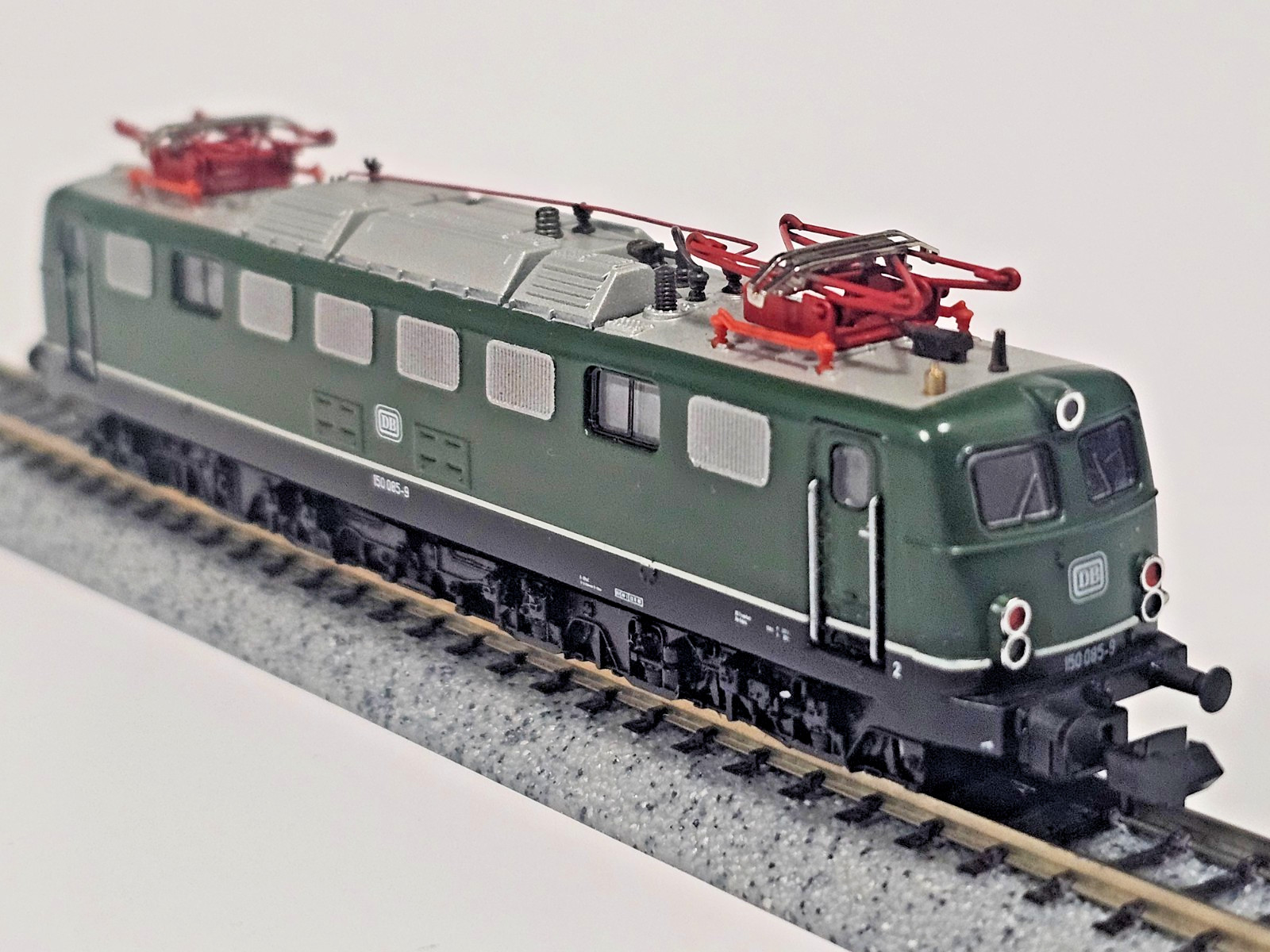 N SCALE ROCO #23400 HEAVY ELECTRIC LOCOMOTIVE CLASS 150 DB EPOCH IV AUSTRIA