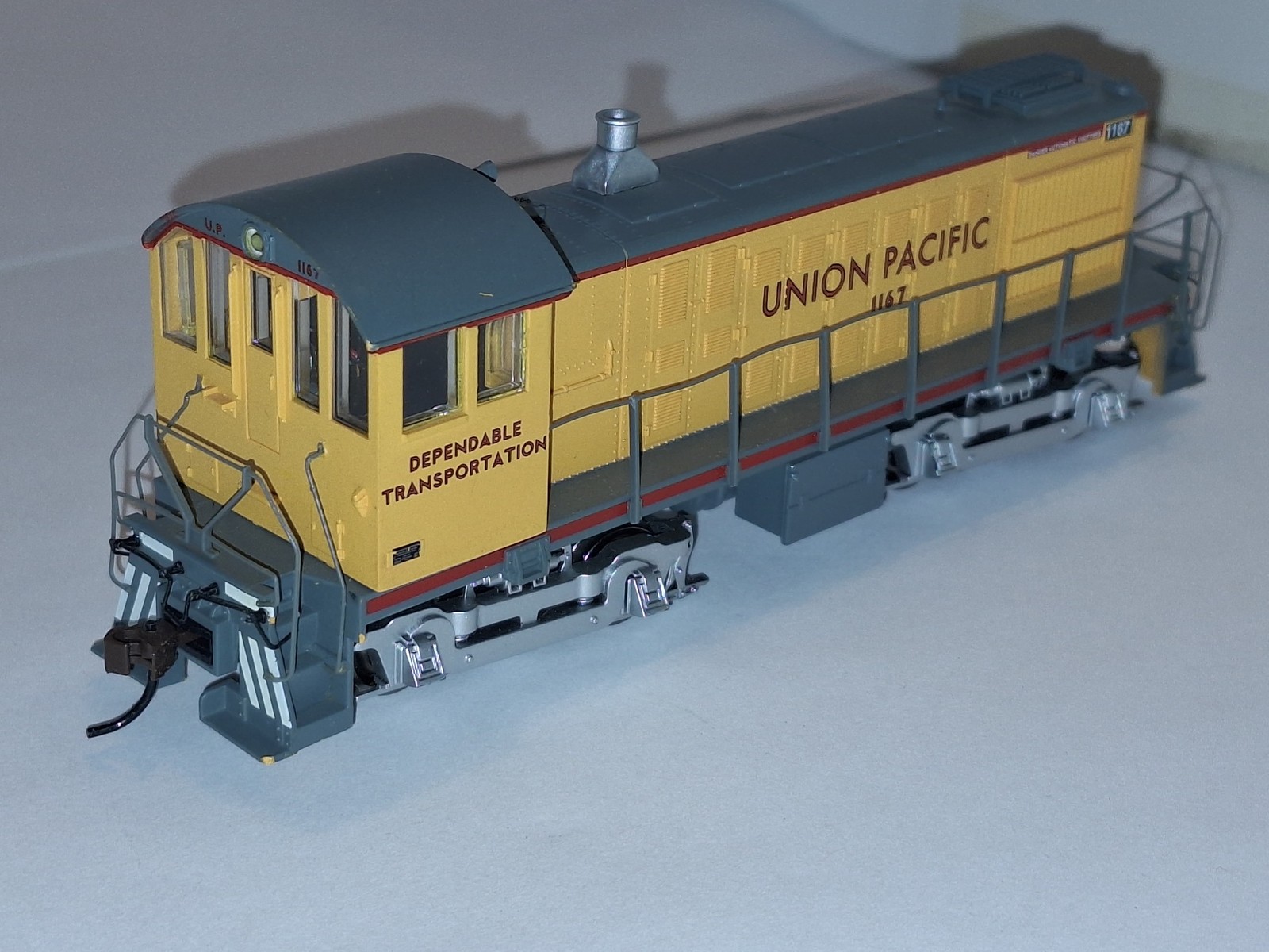 Used HO Bachmann 63210 DCC Sound Union Pacific Alco S4 Diesel Locomotive #1167