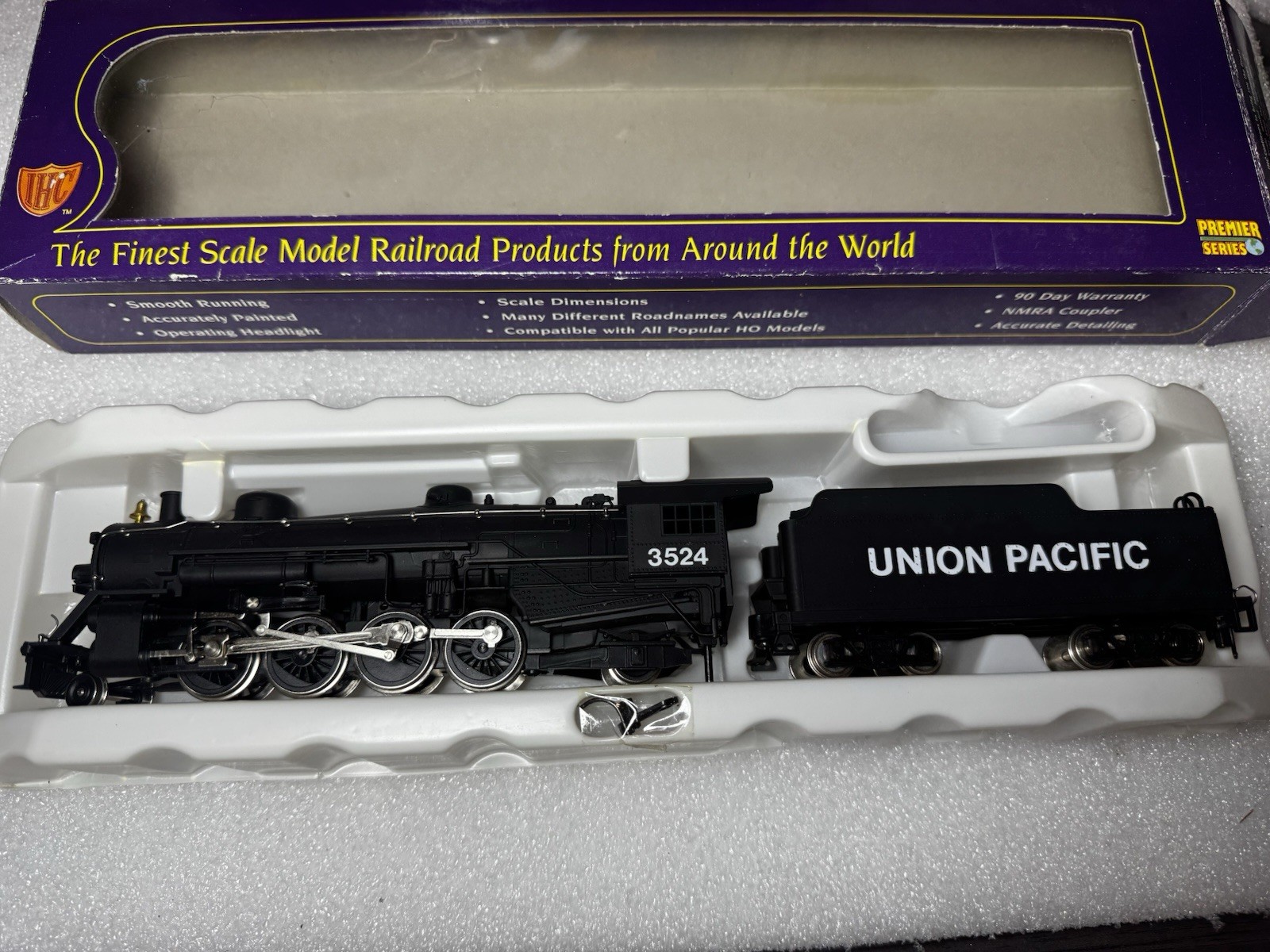 IHC Premier Series Union Pacific 3524 Pacific 2-8-2 HO DC Steam Locomotive