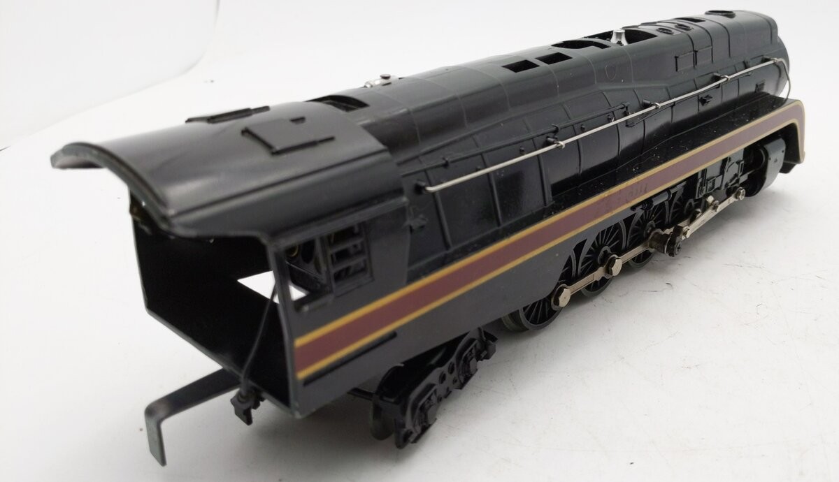 Lionel 6-8100 O Gauge Norfolk & Western 4-8-4 Steam Locomotive & Tender #611 EX