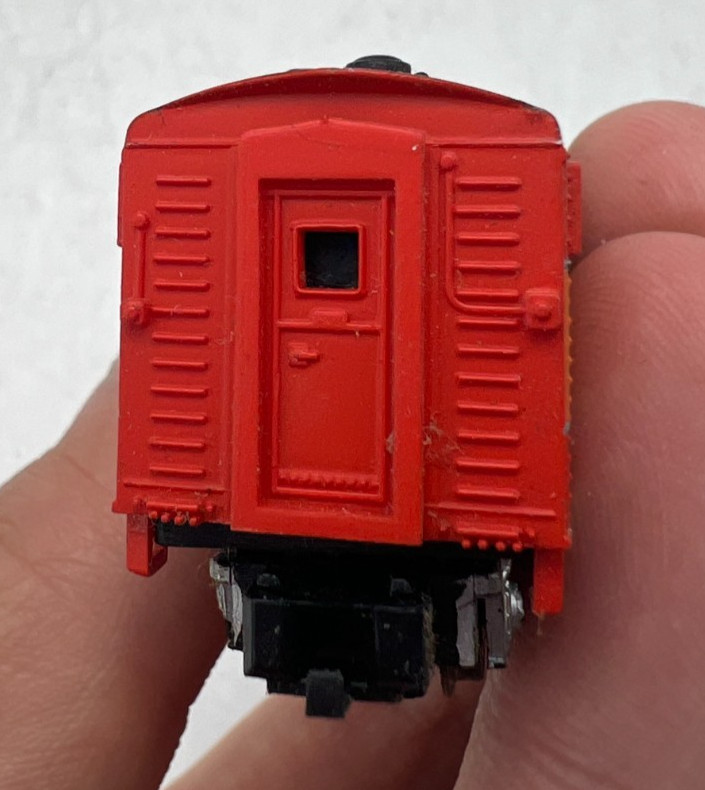 Life Like N Train 6405 Daylight Southern Pacific F-7 Diesel Locomotive *as-is*