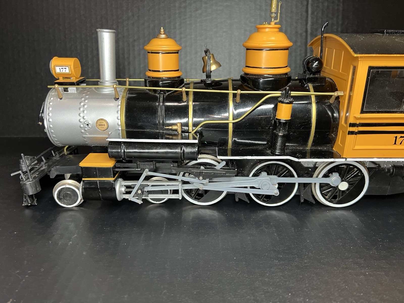 Vintage Steam Locomotive Model No. 177 – Large Display Train