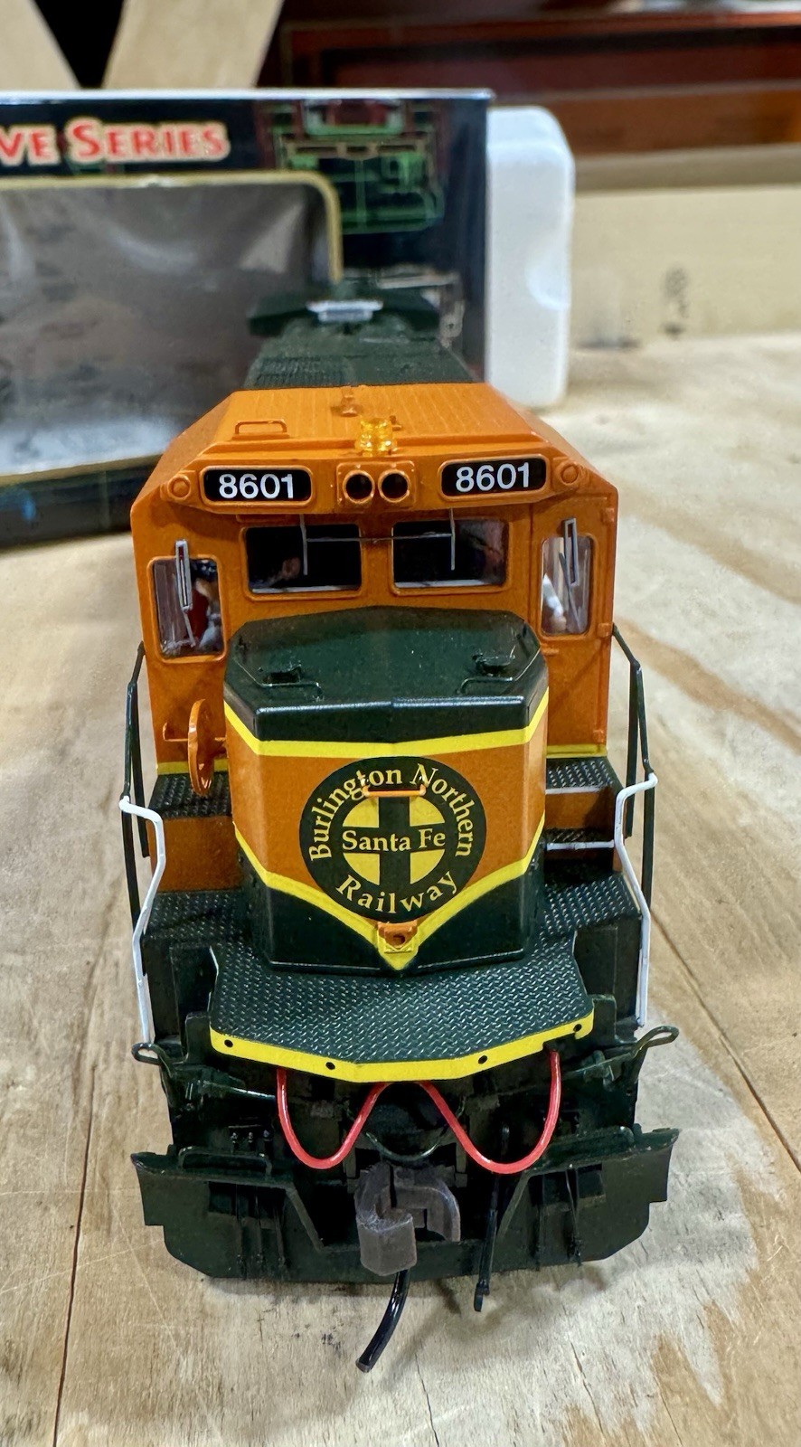 Atlas Master HO 9025 BNSF Dash 8-40B Rd #8601 Dual Mode DCC DC New!