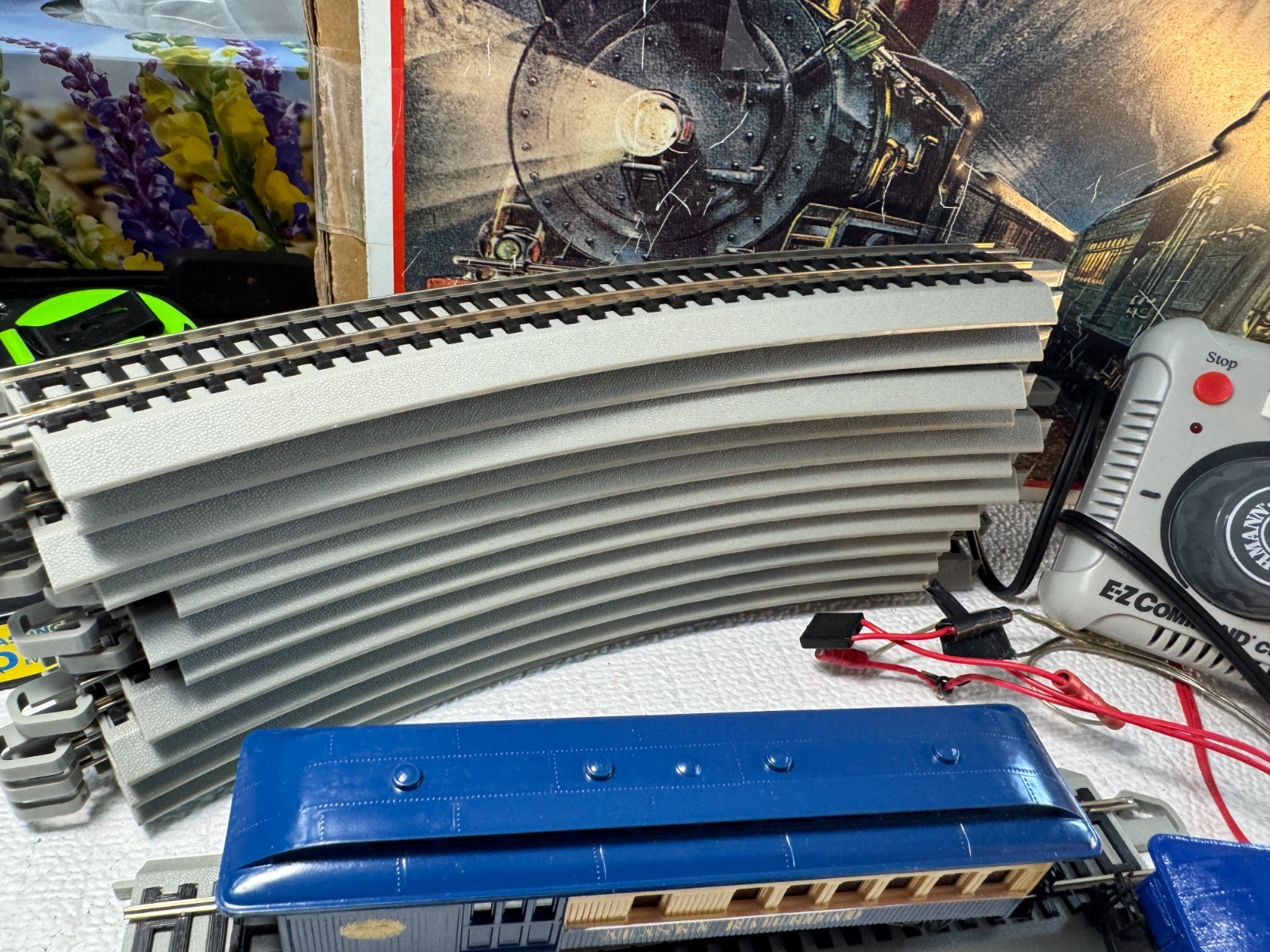 🚂 HO BACHMANN CUSTOM PAINTED ALASKA PASSENGER SET, TRACK,DCC CONTOLLER 💥 H4005