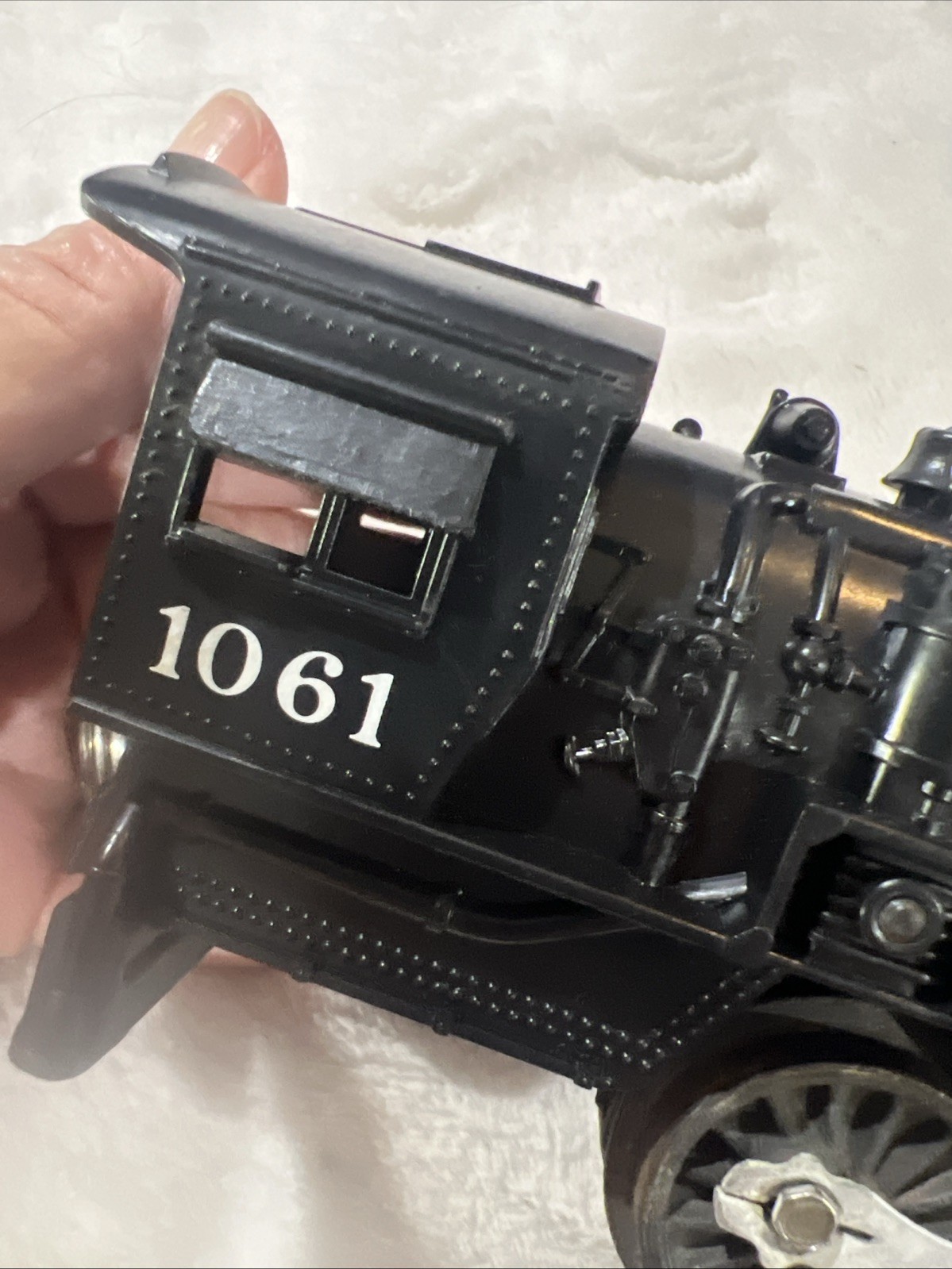 Lionel 1061 Steam Engine Tender Vintage Lionel Lines, O Gauge Model Train W/coal