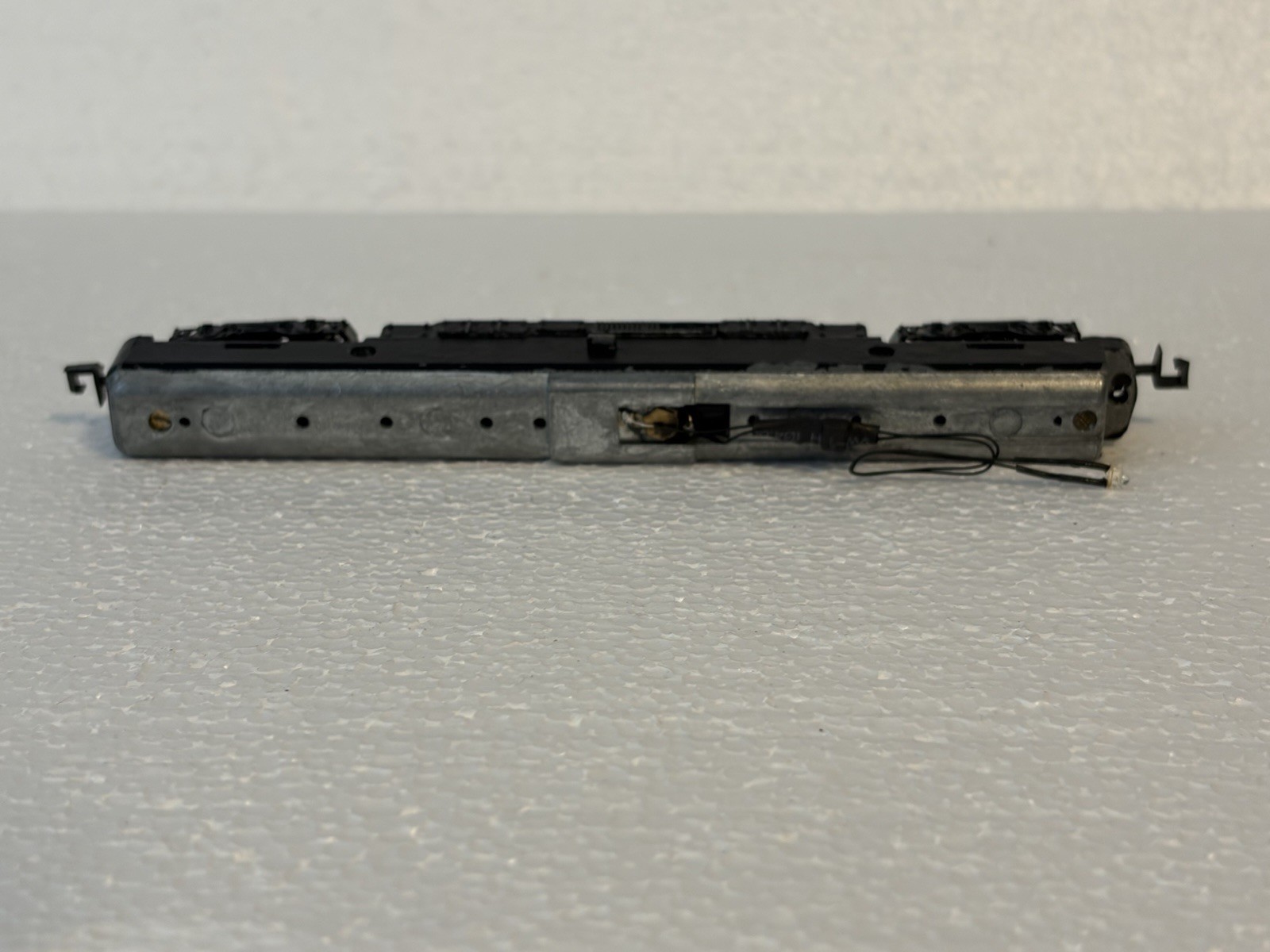 Bachmann Powered Metroliner N Scale – Not Working – For Parts or Repair