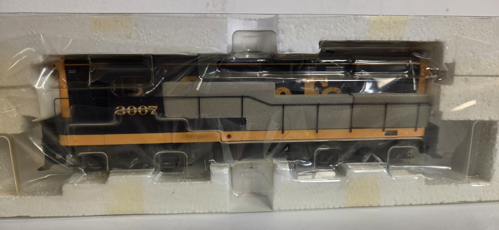 Atlas Master Series 9554 FM H16-44 Santa Fe #3007 W/DCC/DC/LED