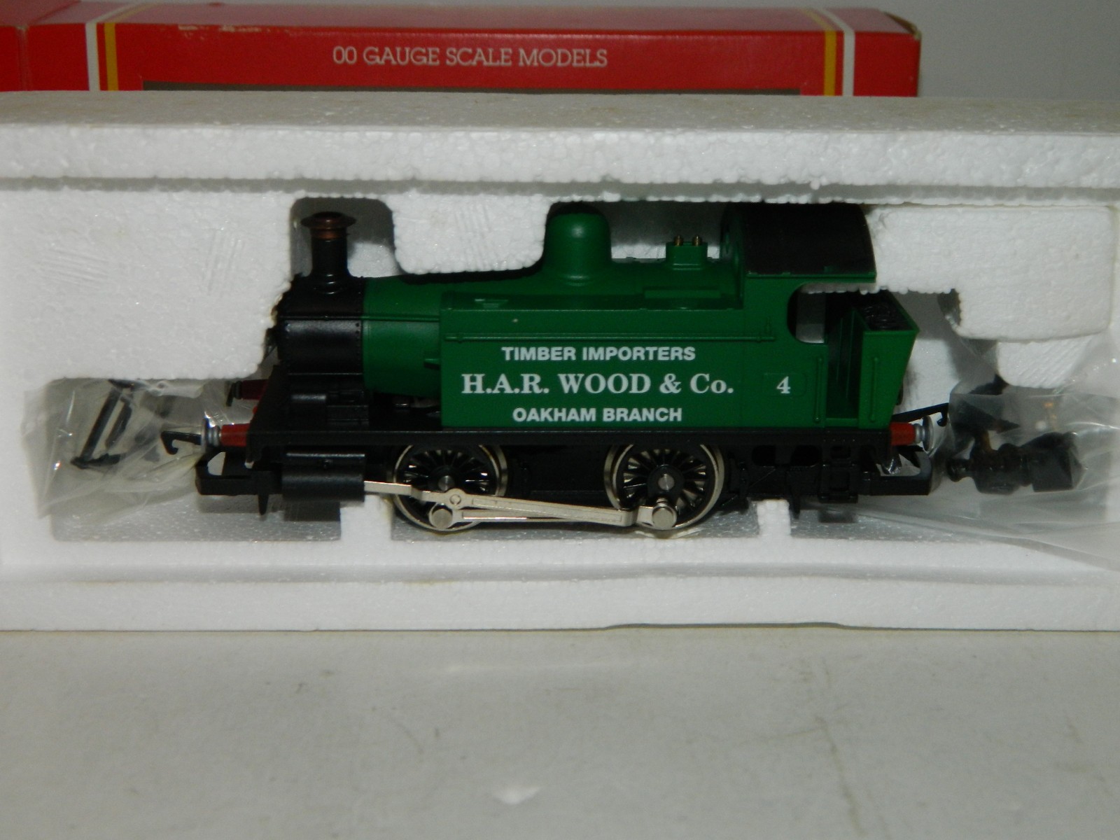 Hornby R794 Holden Class 101 H.A.R. Wood Co. Steam Locomotive 0-4-0 OO Gauge NIB