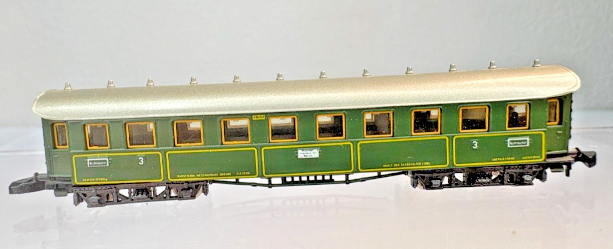Z Scale Marklin Mini-Club 8102 K.Bay.Sts.B Bavarian S3/6 4-6-2 Loco & Passenger