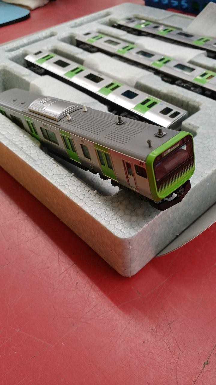 KATO E235 Series Yamanote Line 10-1468S N Gauge 4-Car Basic Set