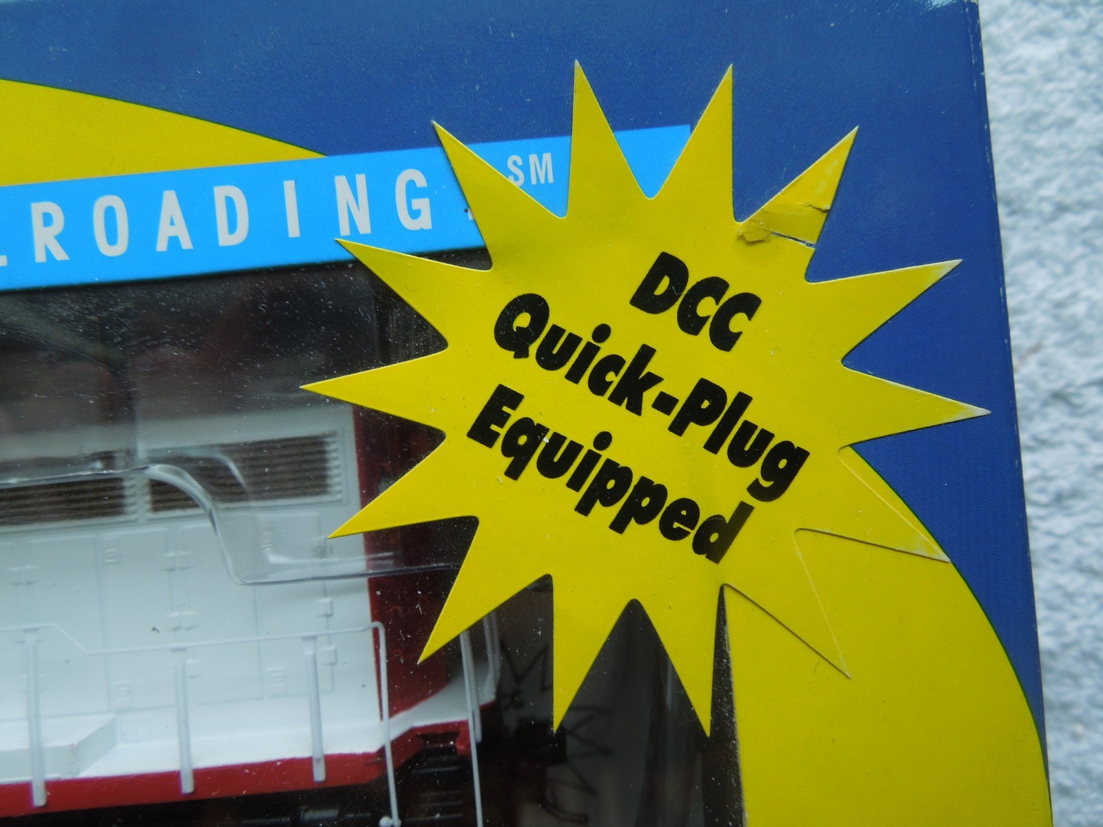 HO SCALE ATHEARN SOO LINE GP-35 LOCOMOTIVE DCC QUICK – PLUG EQUIPPED 91767
