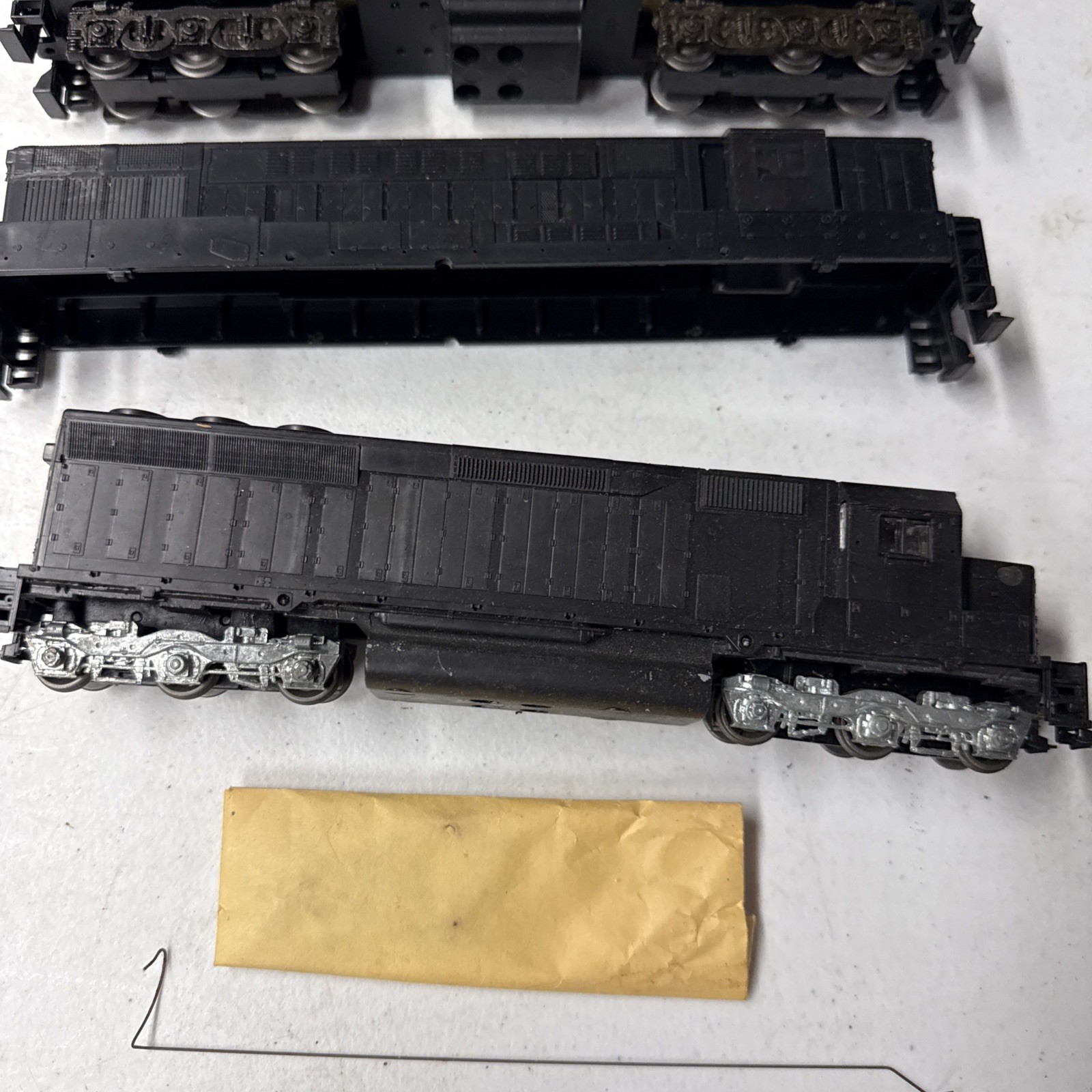 Athearn HO 4160 SD45 Powered Undecorated Black Diesel Locomotive lot